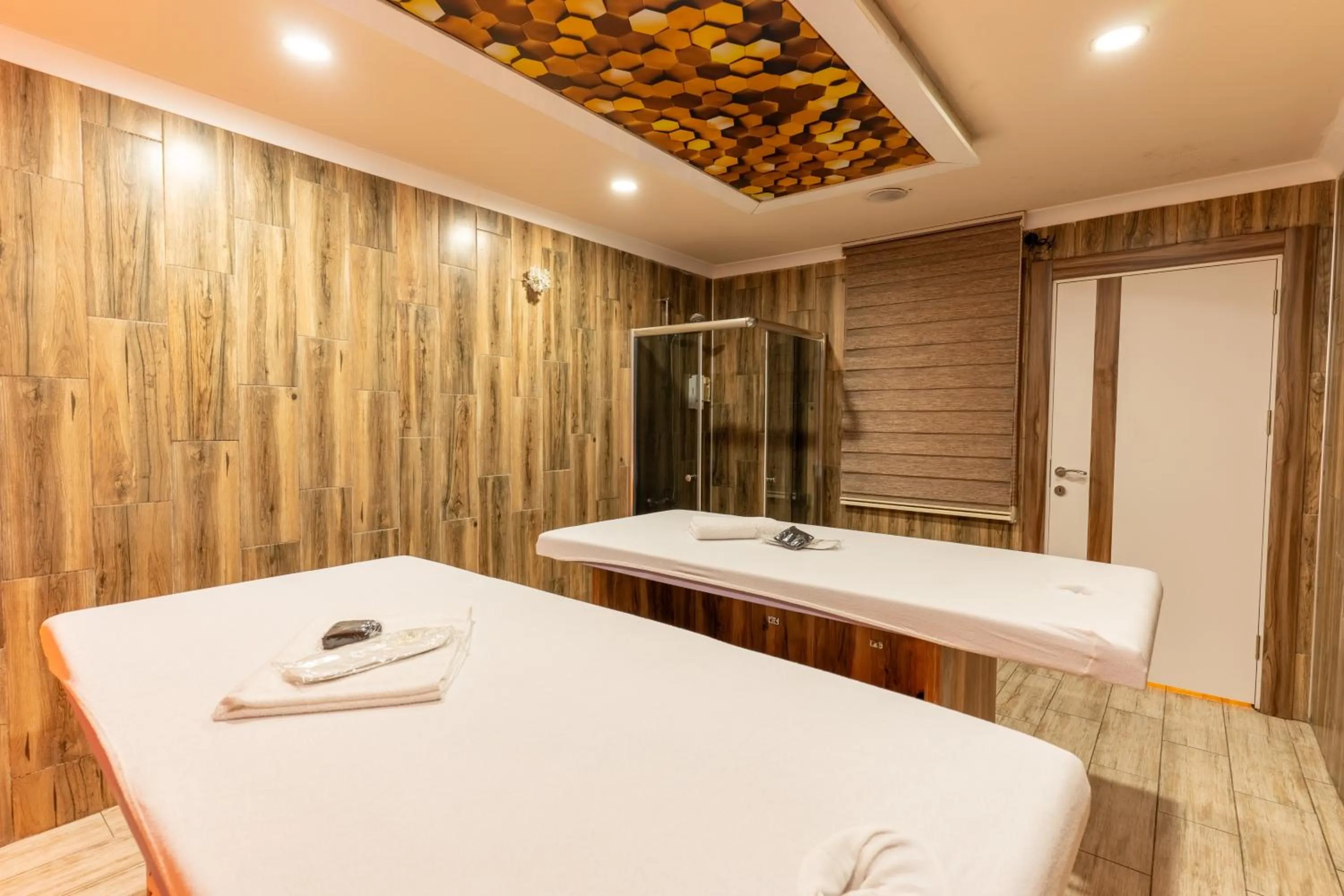 Massage in Fengo Hotel & Spa