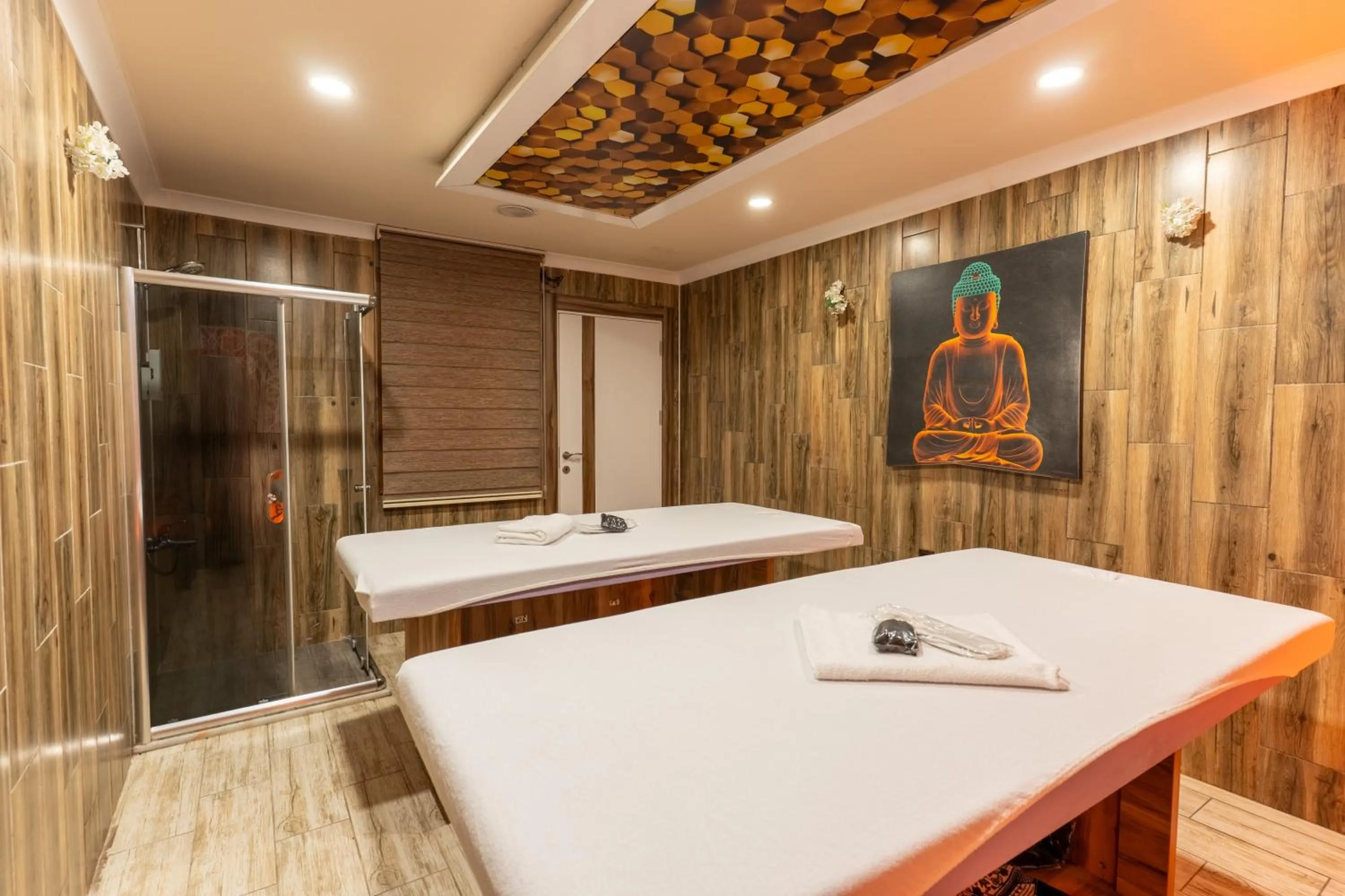 Massage in Fengo Hotel & Spa