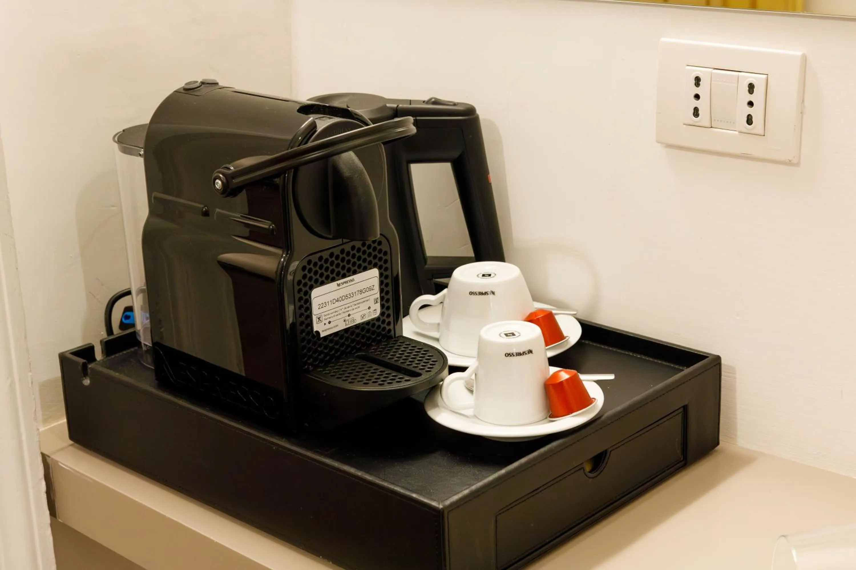 Coffee/tea facilities in V Collection Piazza Farnese Luxury Suites