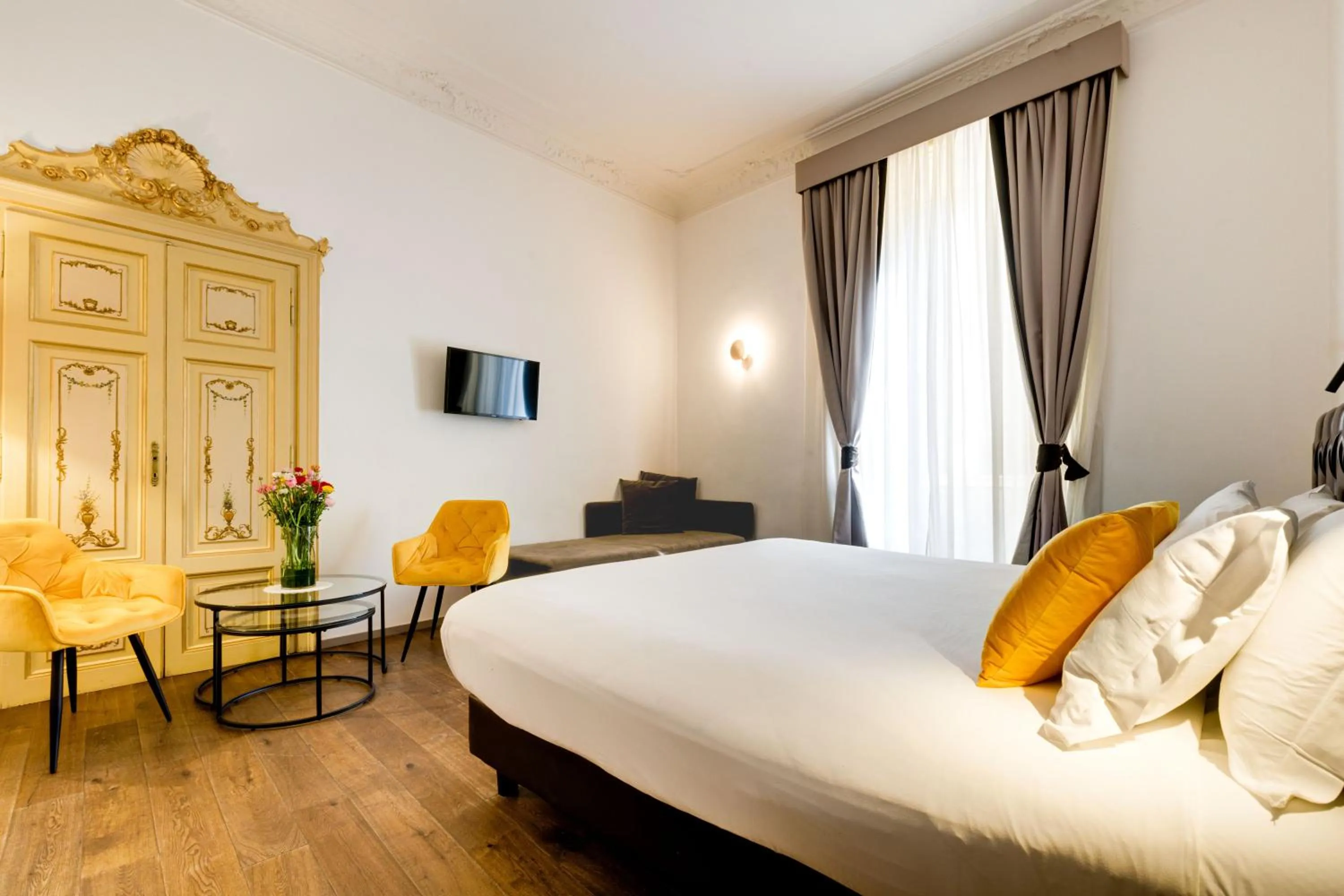 Bedroom, Bed in V Collection Piazza Farnese Luxury Suites