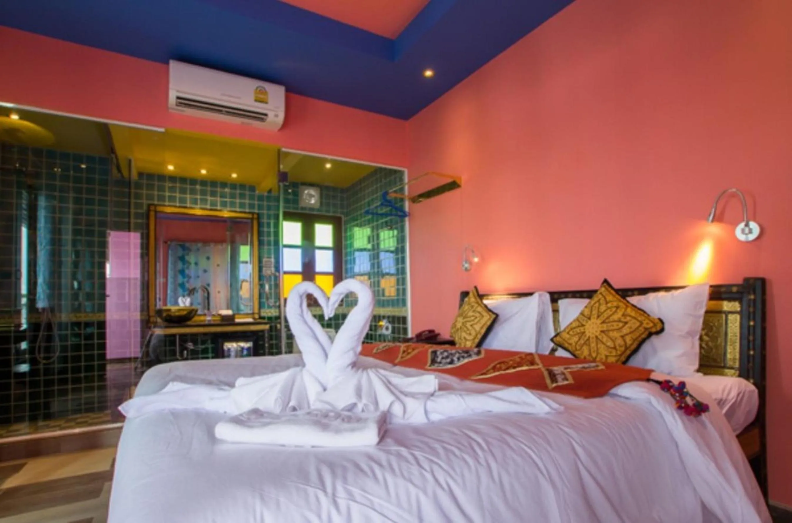 Bathroom, Bed in Changpuak Boutique House