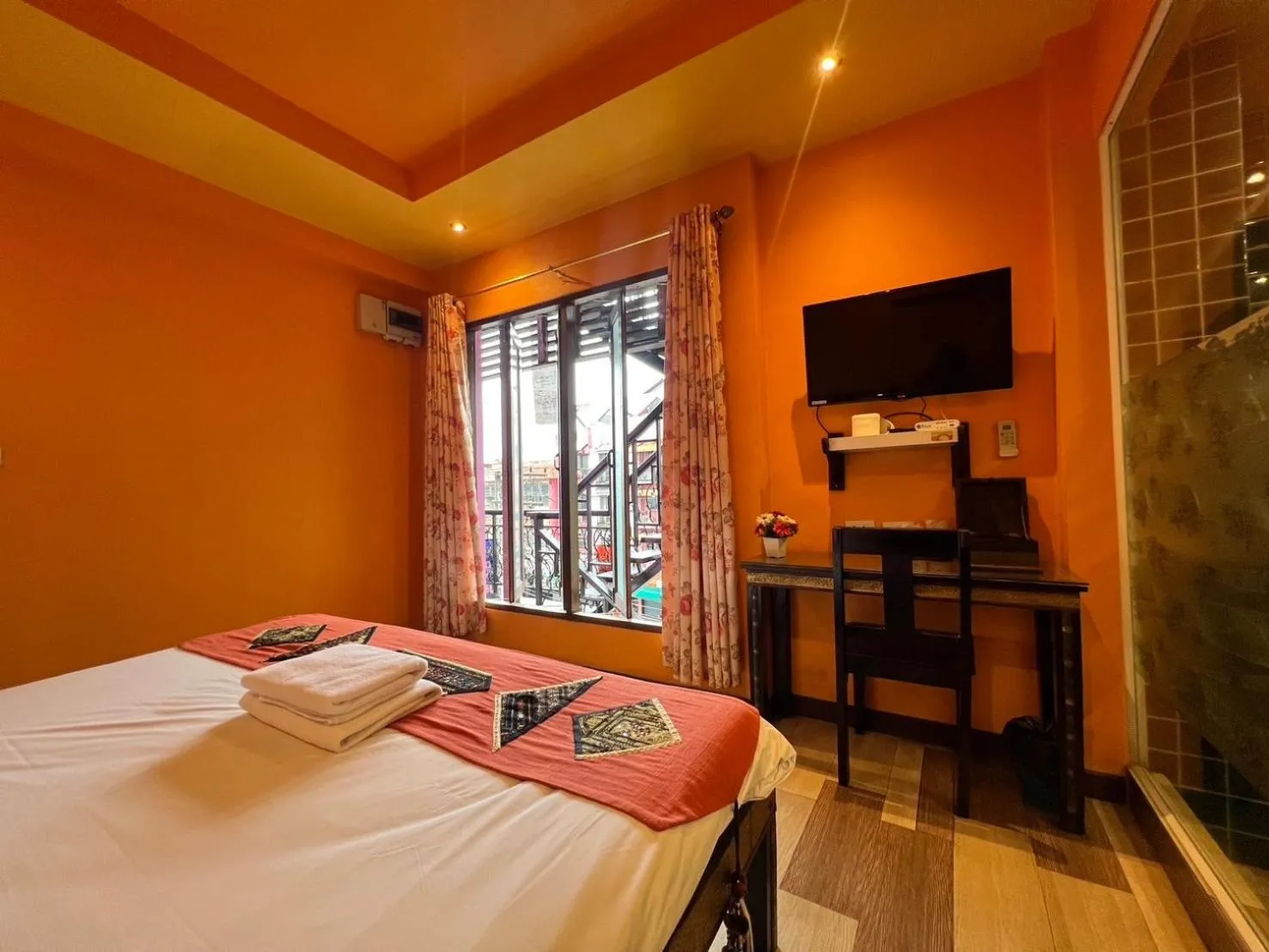 Bed in Changpuak Boutique House