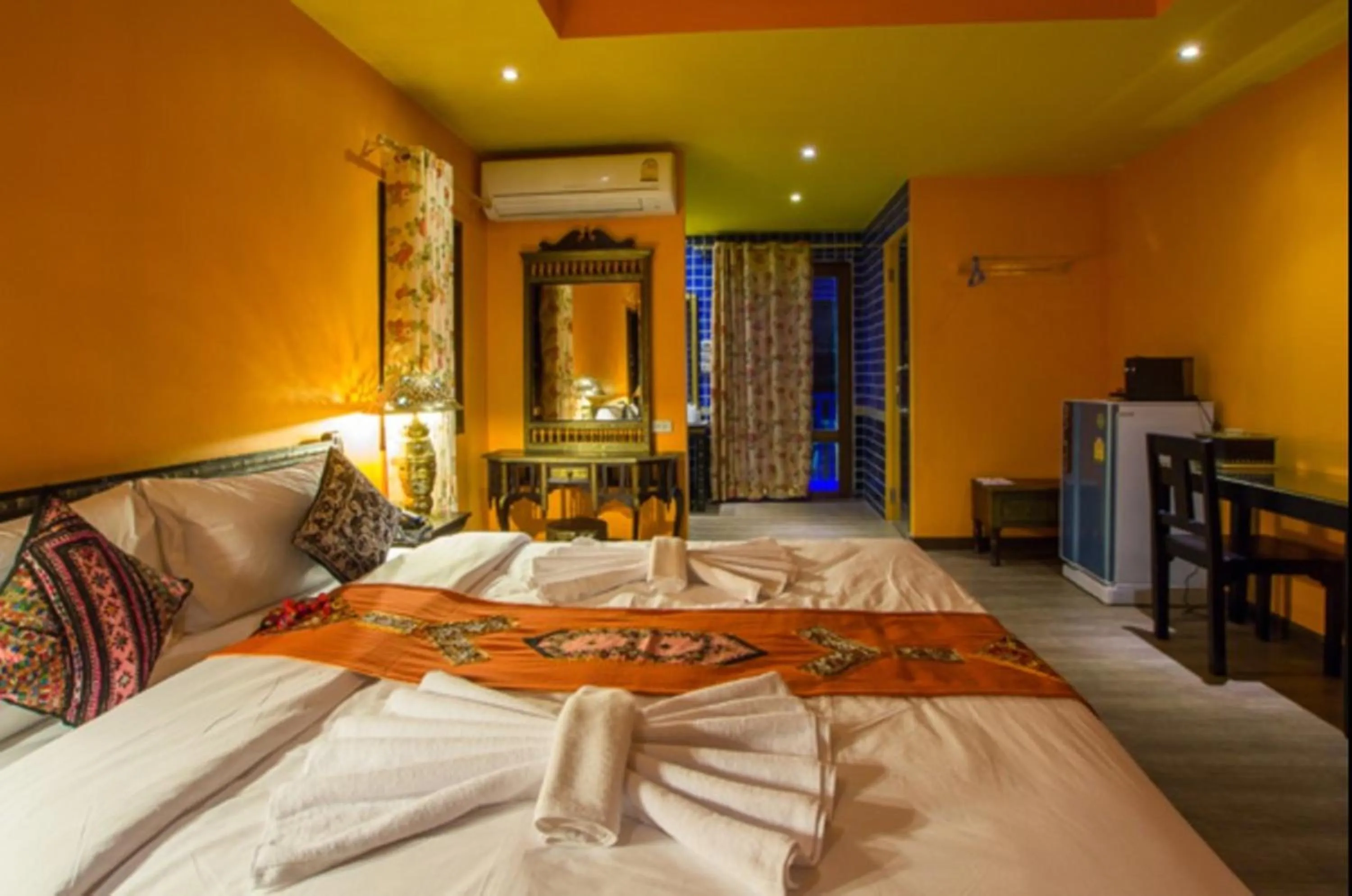 Bed in Changpuak Boutique House