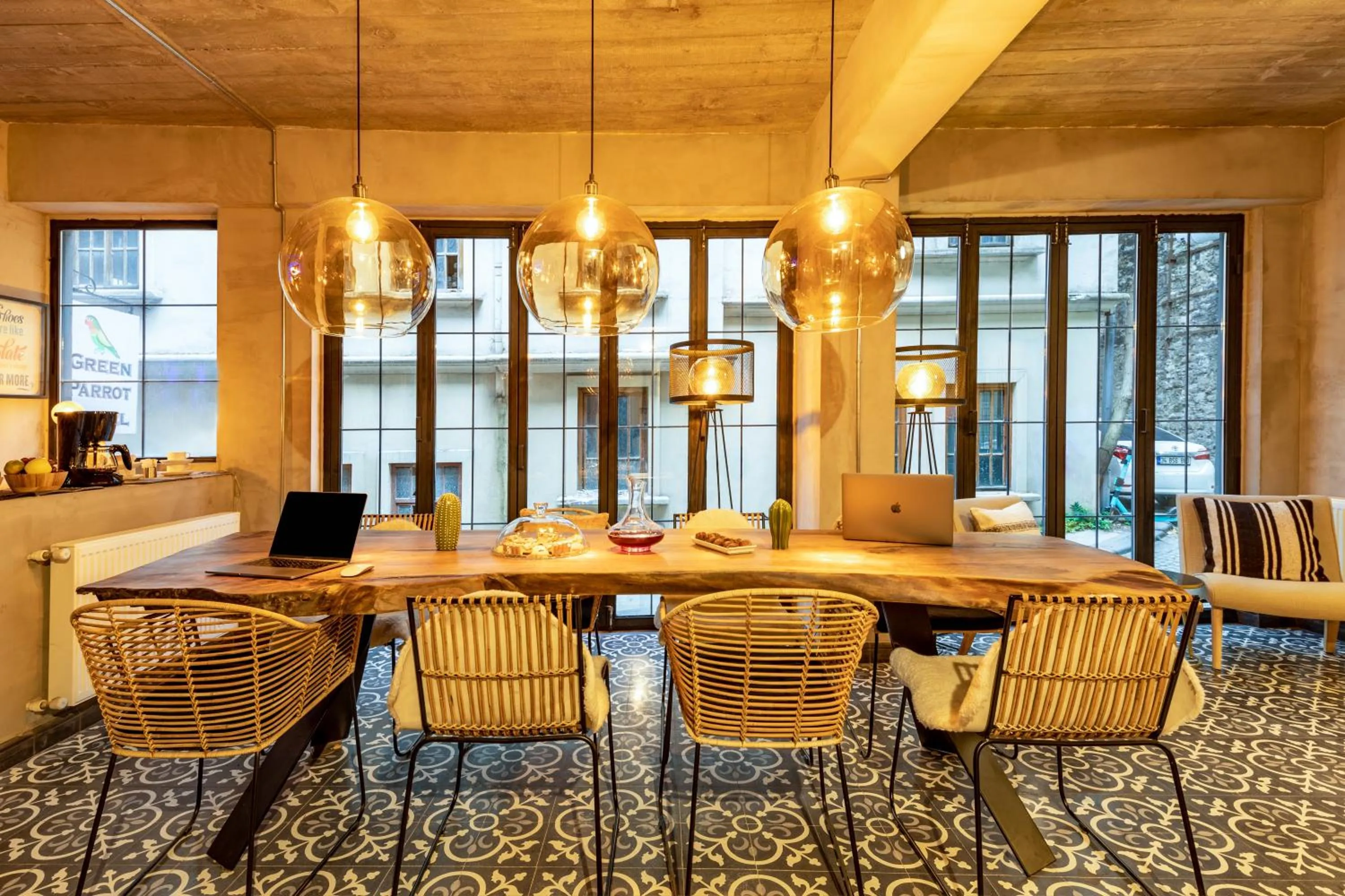 Lobby or reception in Green Parrot Hotel Istanbul