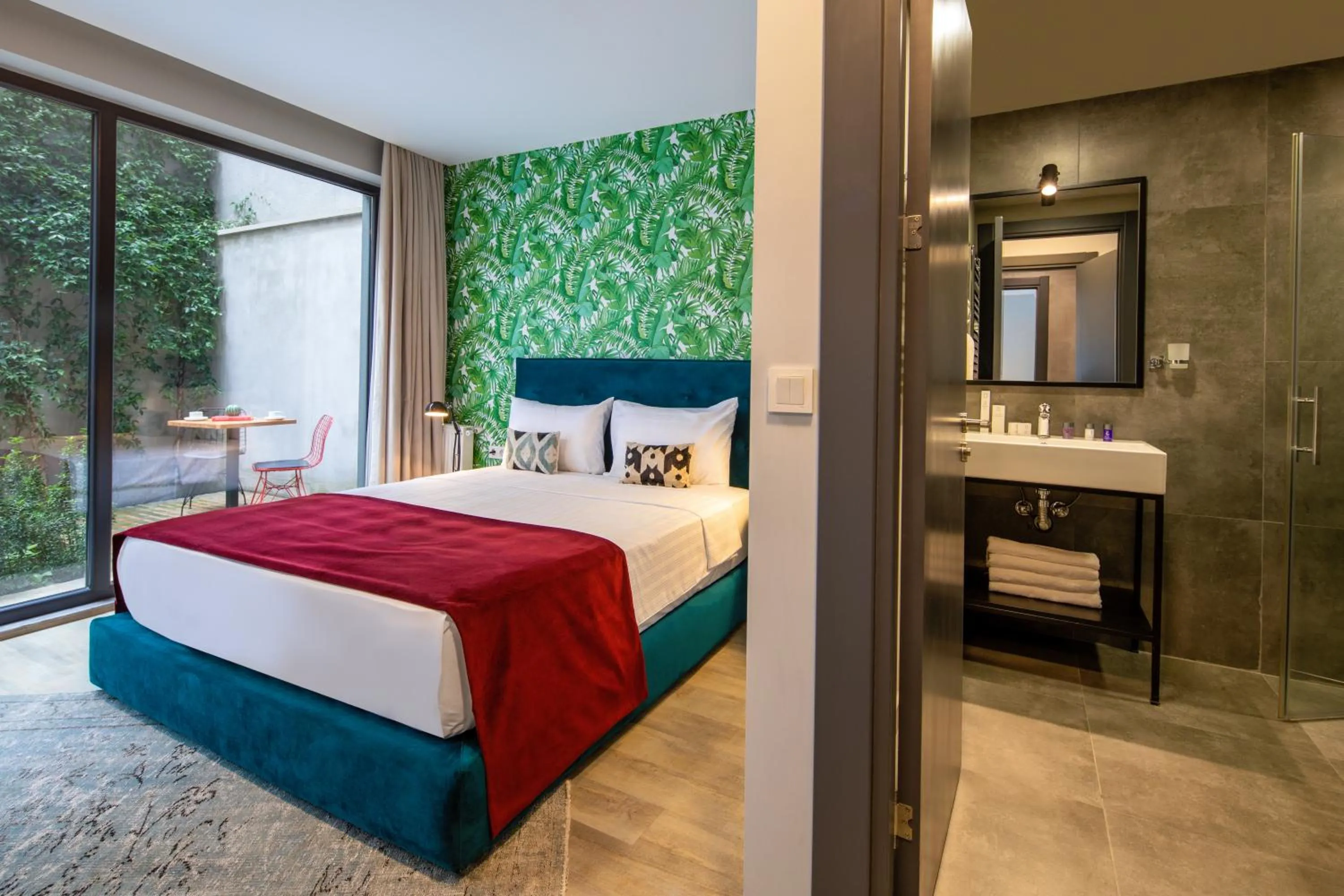 Bed in Green Parrot Hotel Istanbul