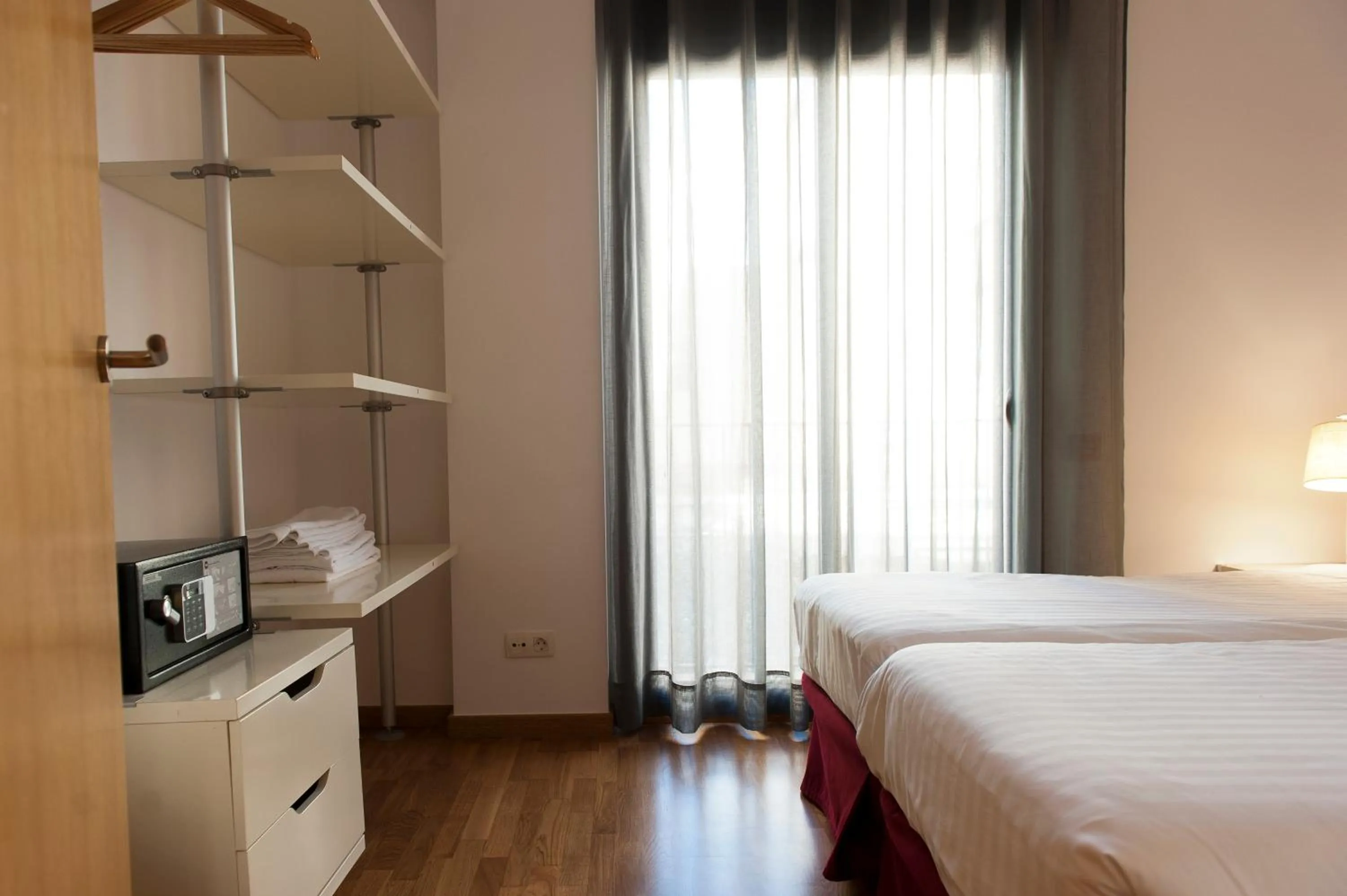 Bedroom, Bed in MH Apartments Gracia