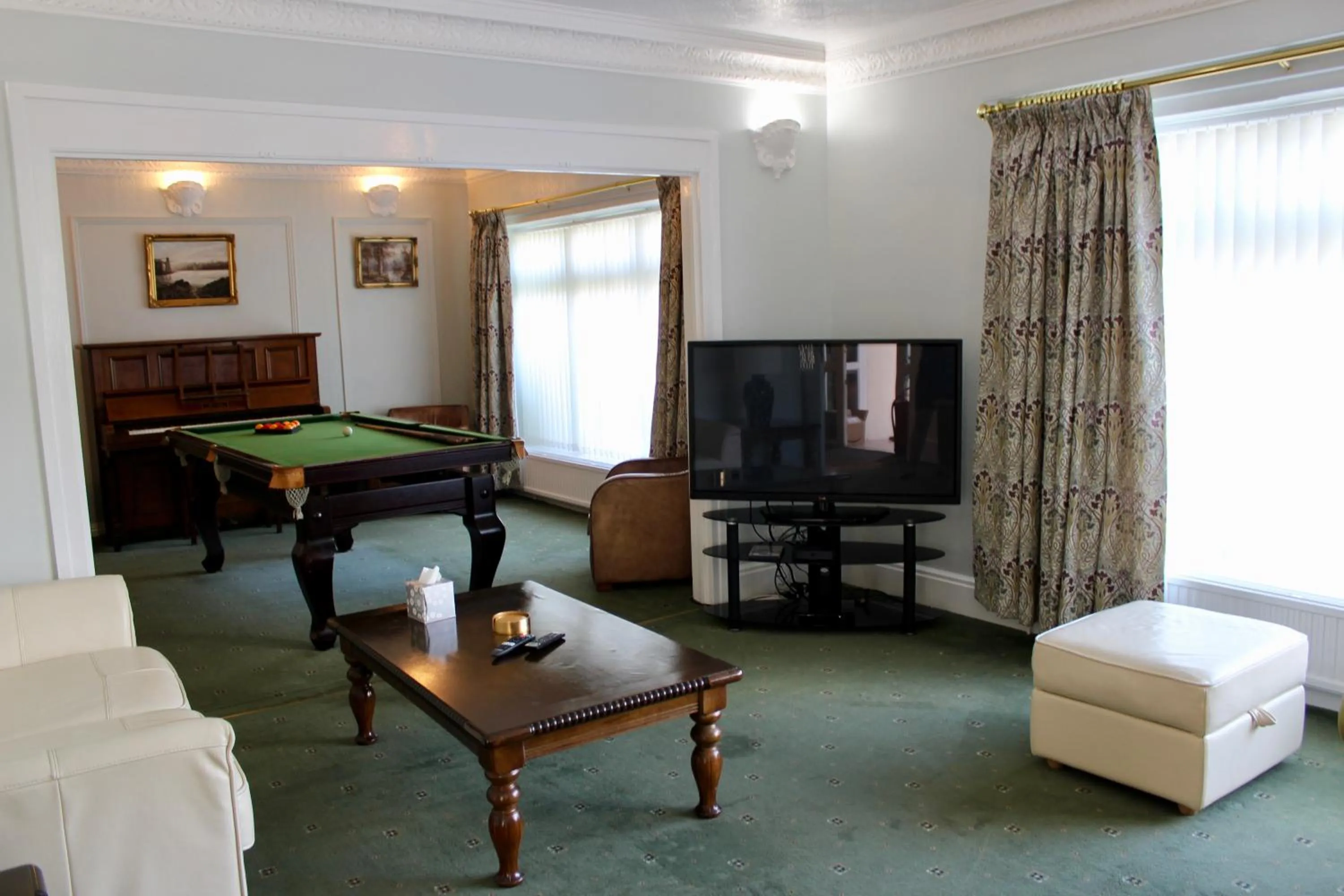 Billiard in Bryn Noddfa