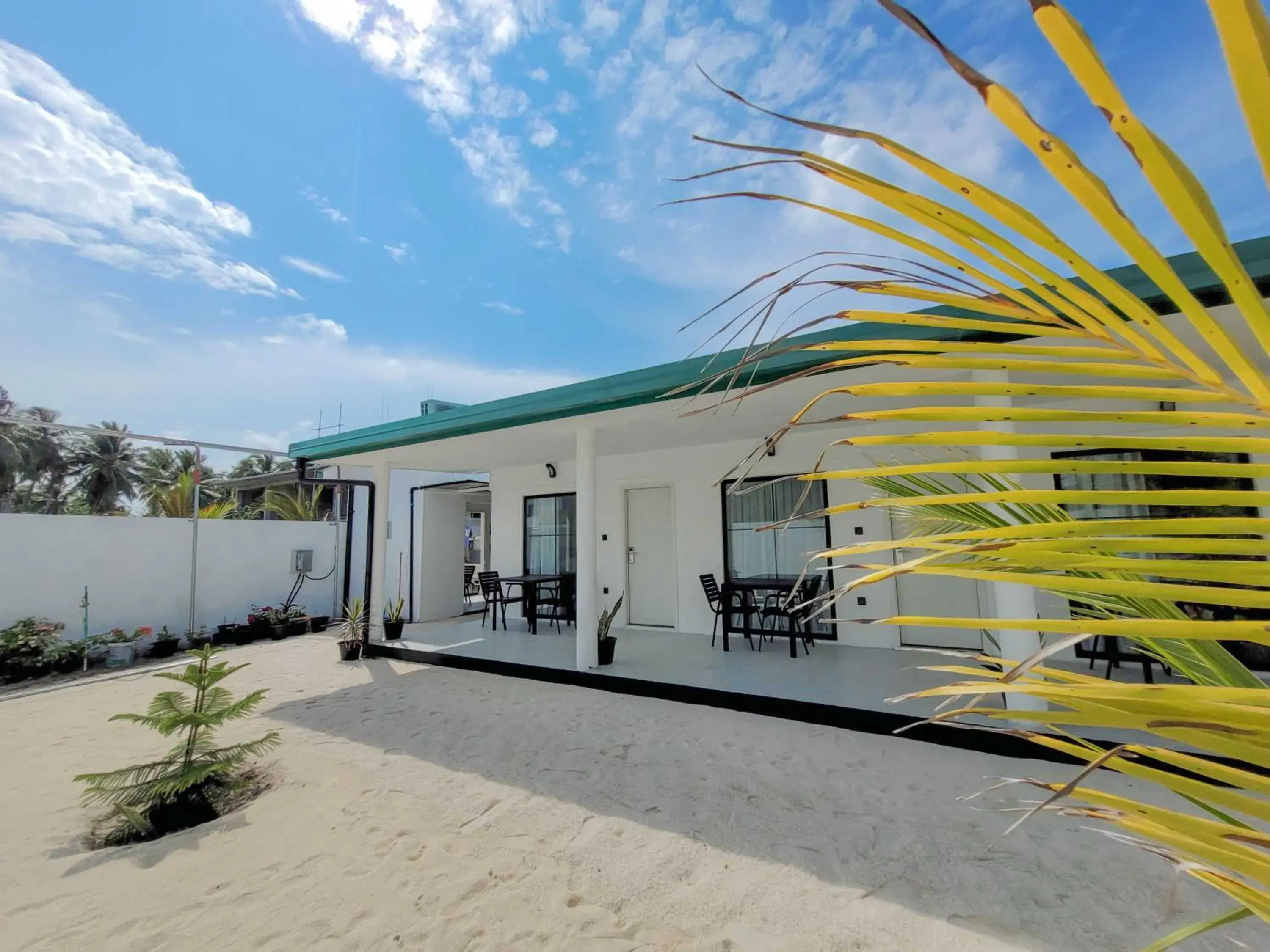 Property building in Belvedere Thoddoo Property building in Belvedere Thoddoo