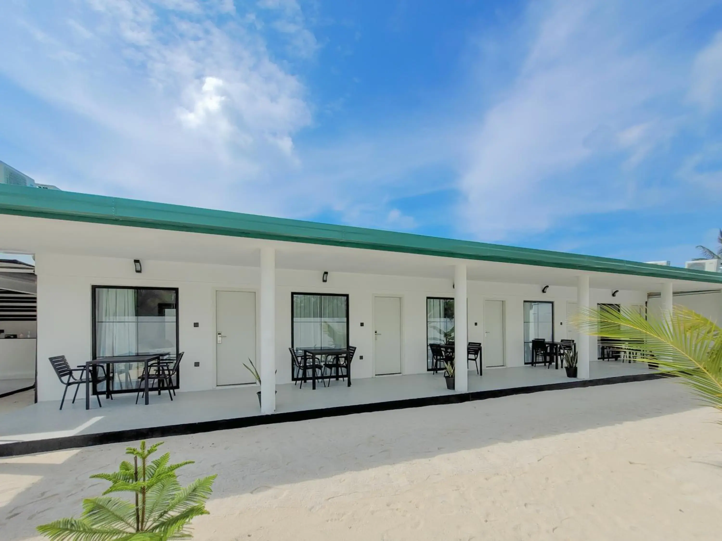 Property building in Belvedere Thoddoo Property building in Belvedere Thoddoo