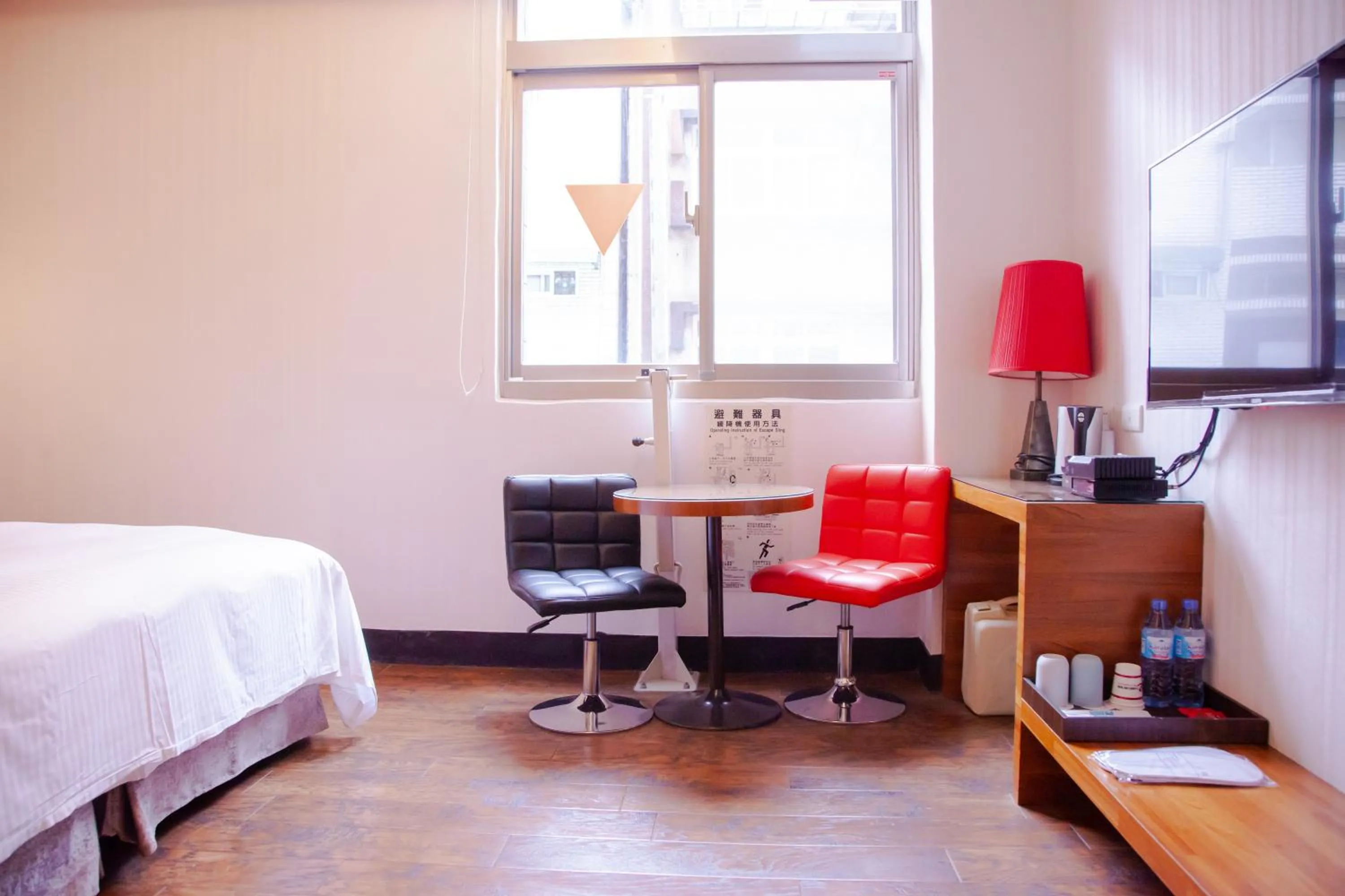 Bedroom, Bed in E-Coast Star Hotel