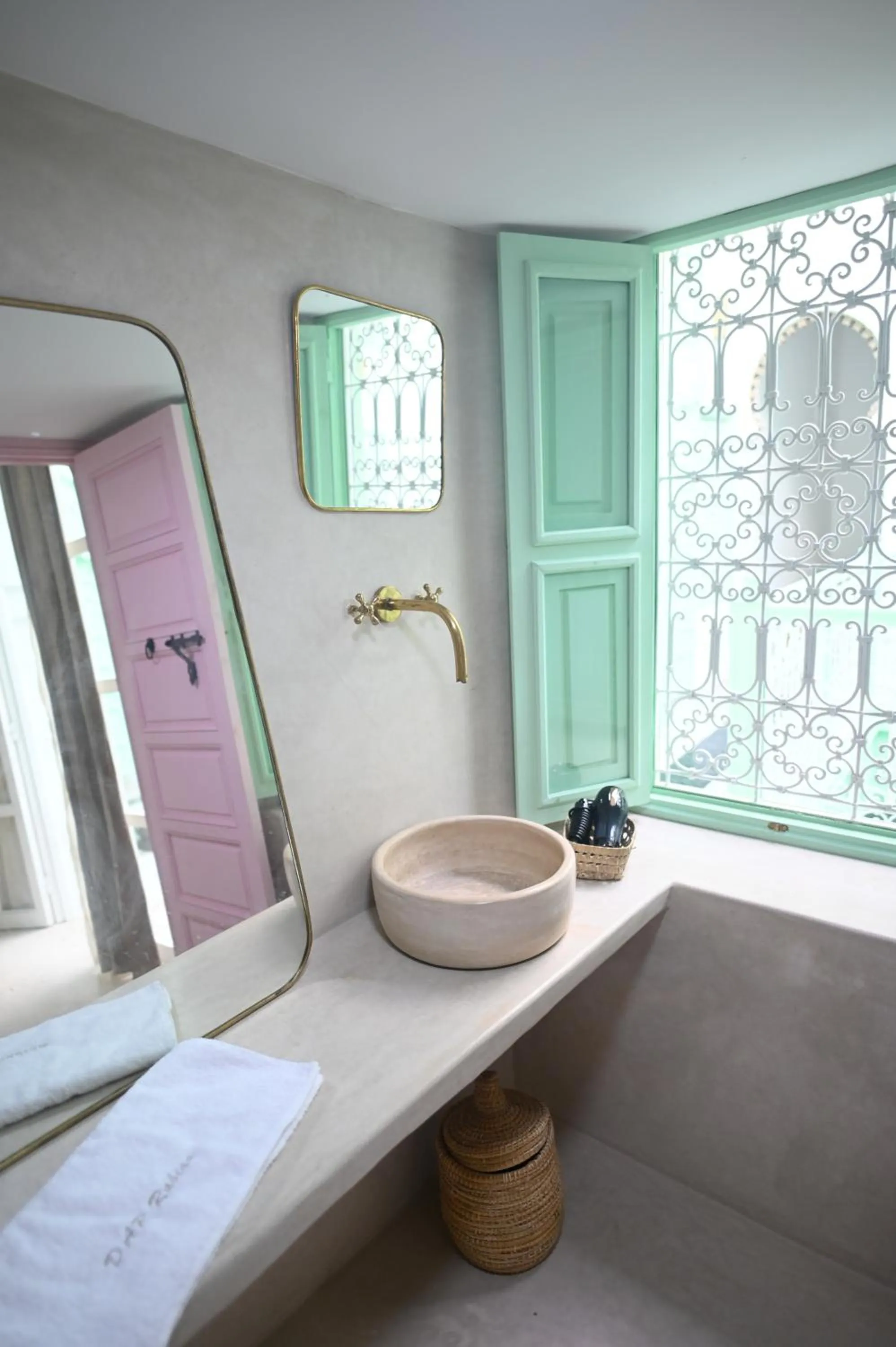 Bathroom in Riad Dar Rabiaa