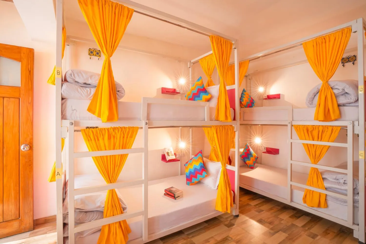 Bed in goSTOPS Nainital