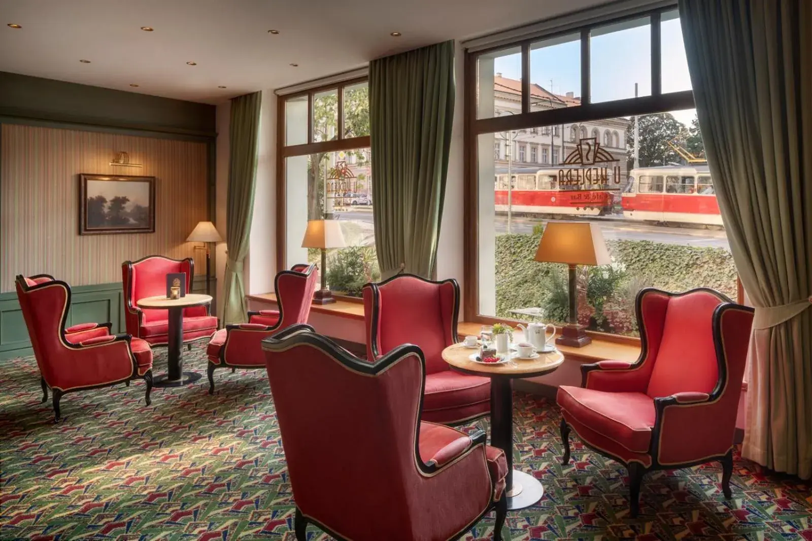 Lounge or bar in Hotel Savoy Prague Lounge or bar in Hotel Savoy Prague