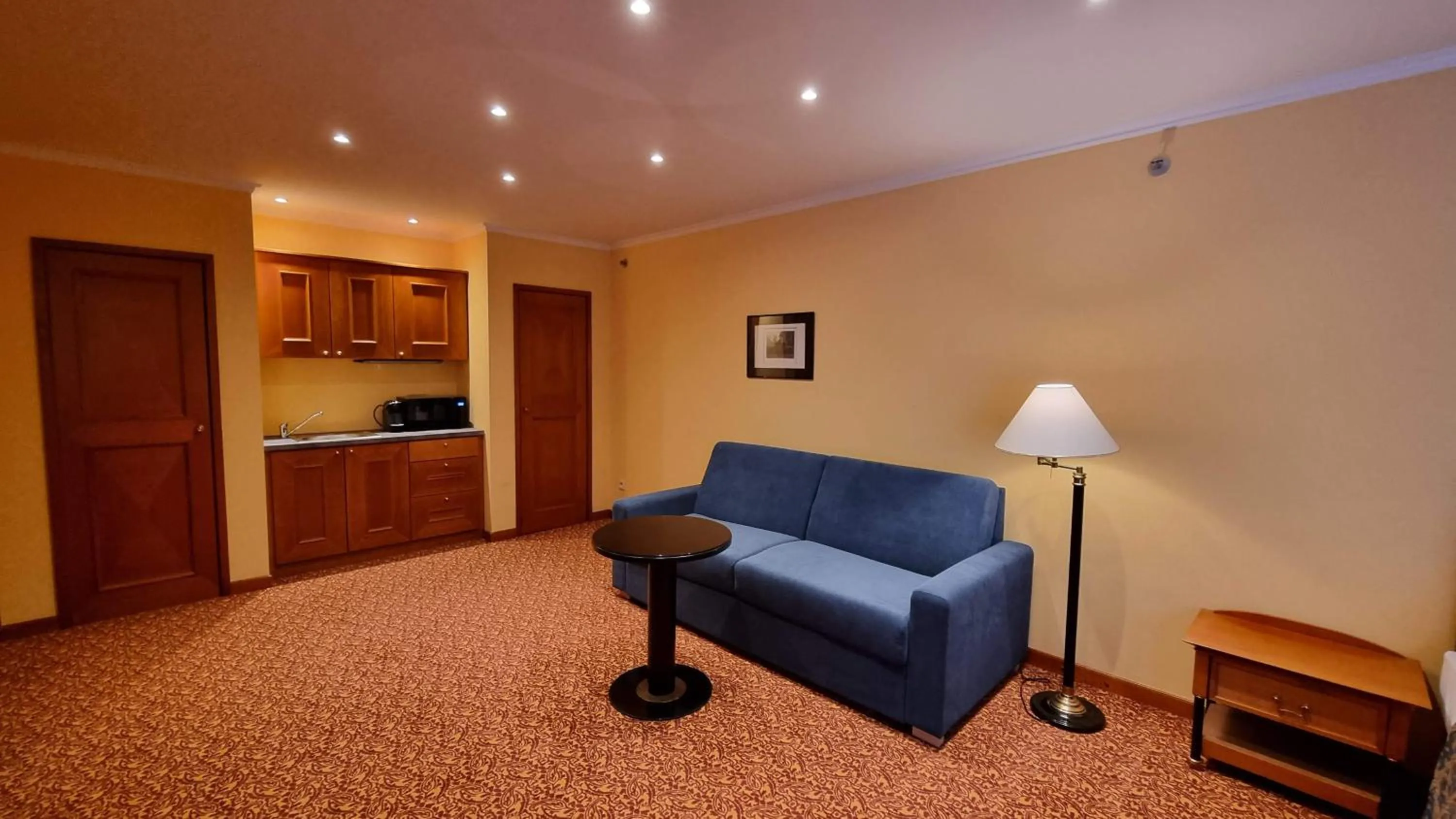 Kitchen or kitchenette in Hotel Savoy Prague