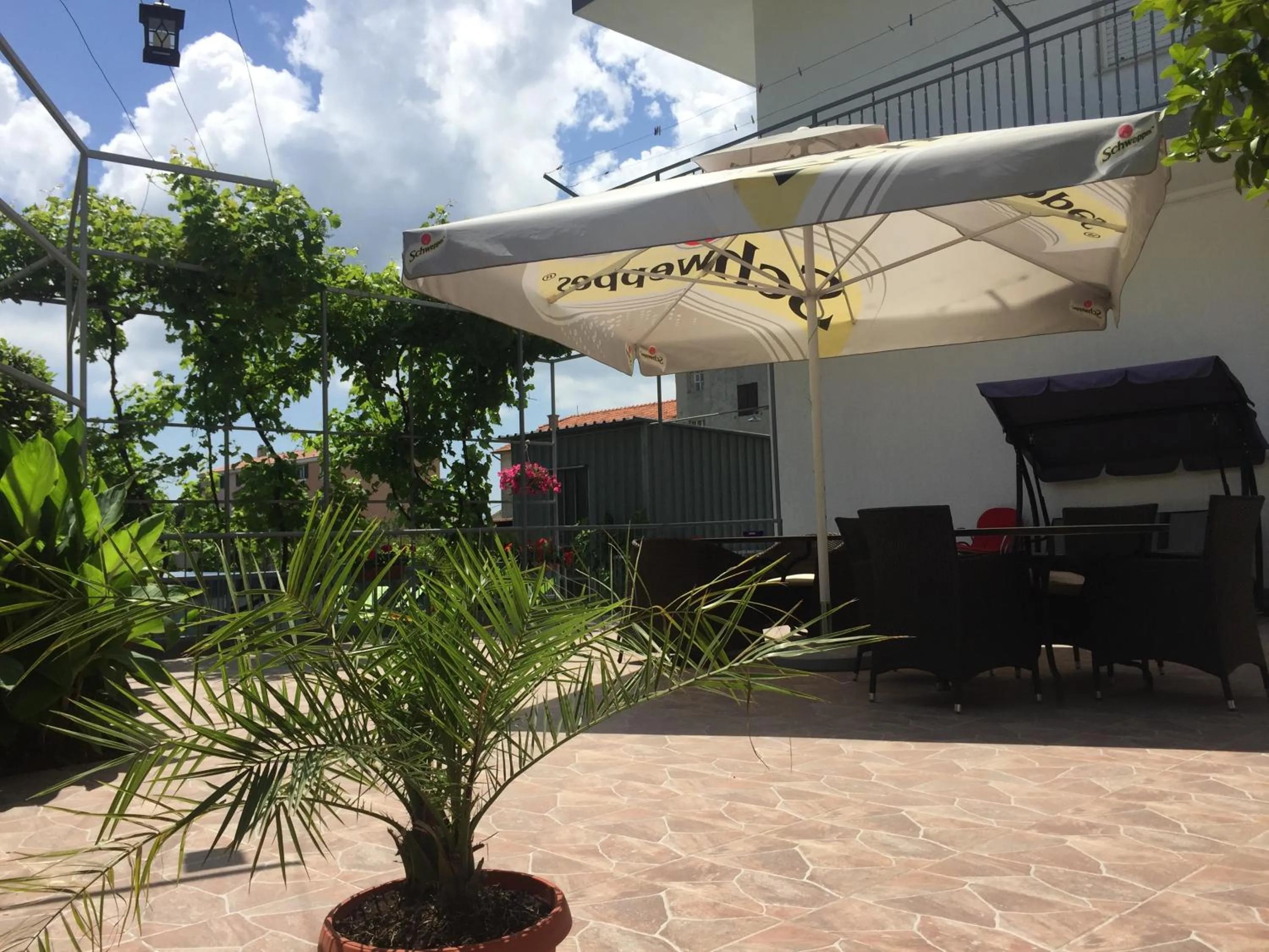 Day in Guesthouse Varnica