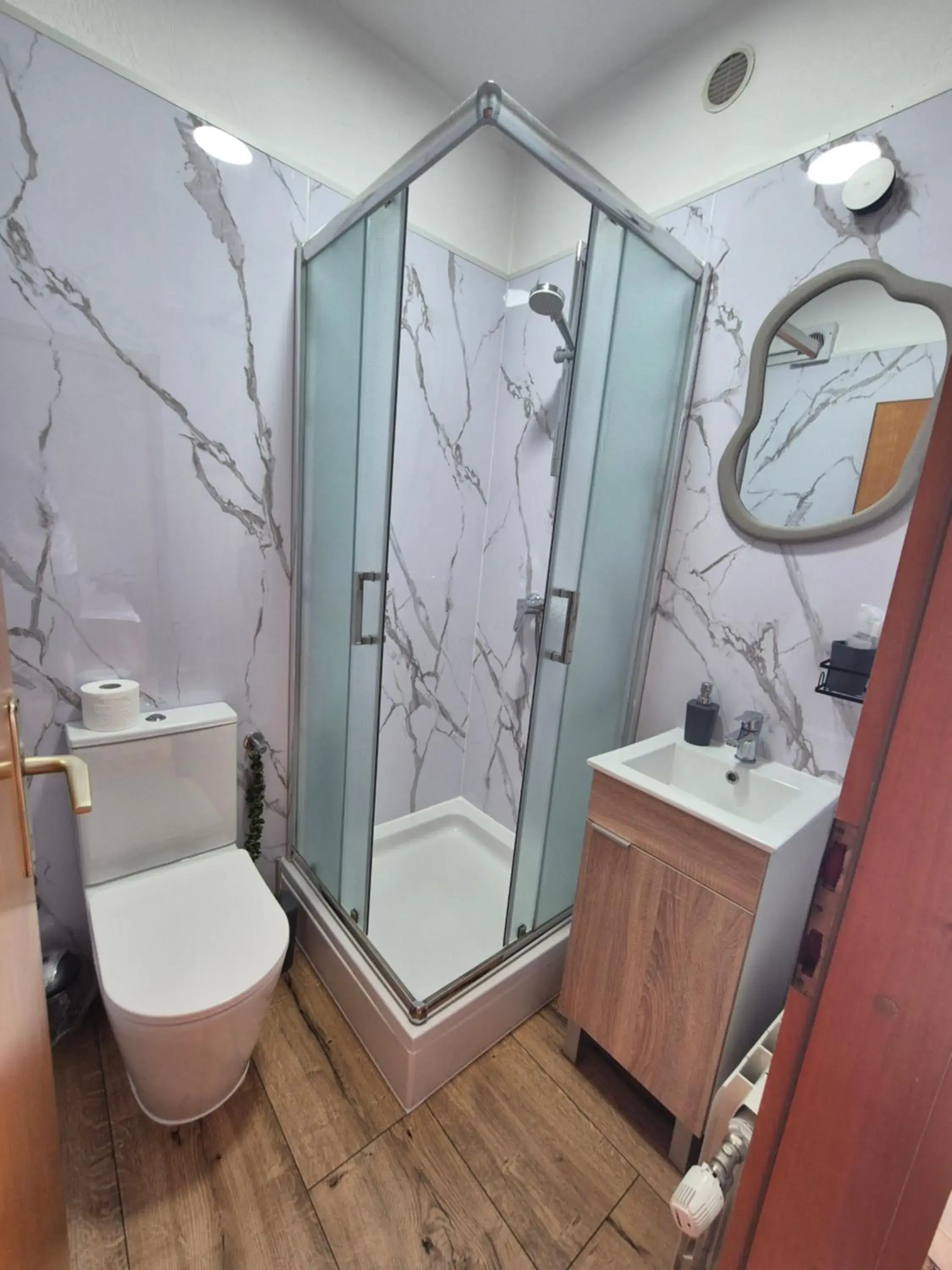 Triple Room with Balcony - single occupancy in Guesthouse Varnica Triple Room with Balcony - single occupancy in Guesthouse Varnica