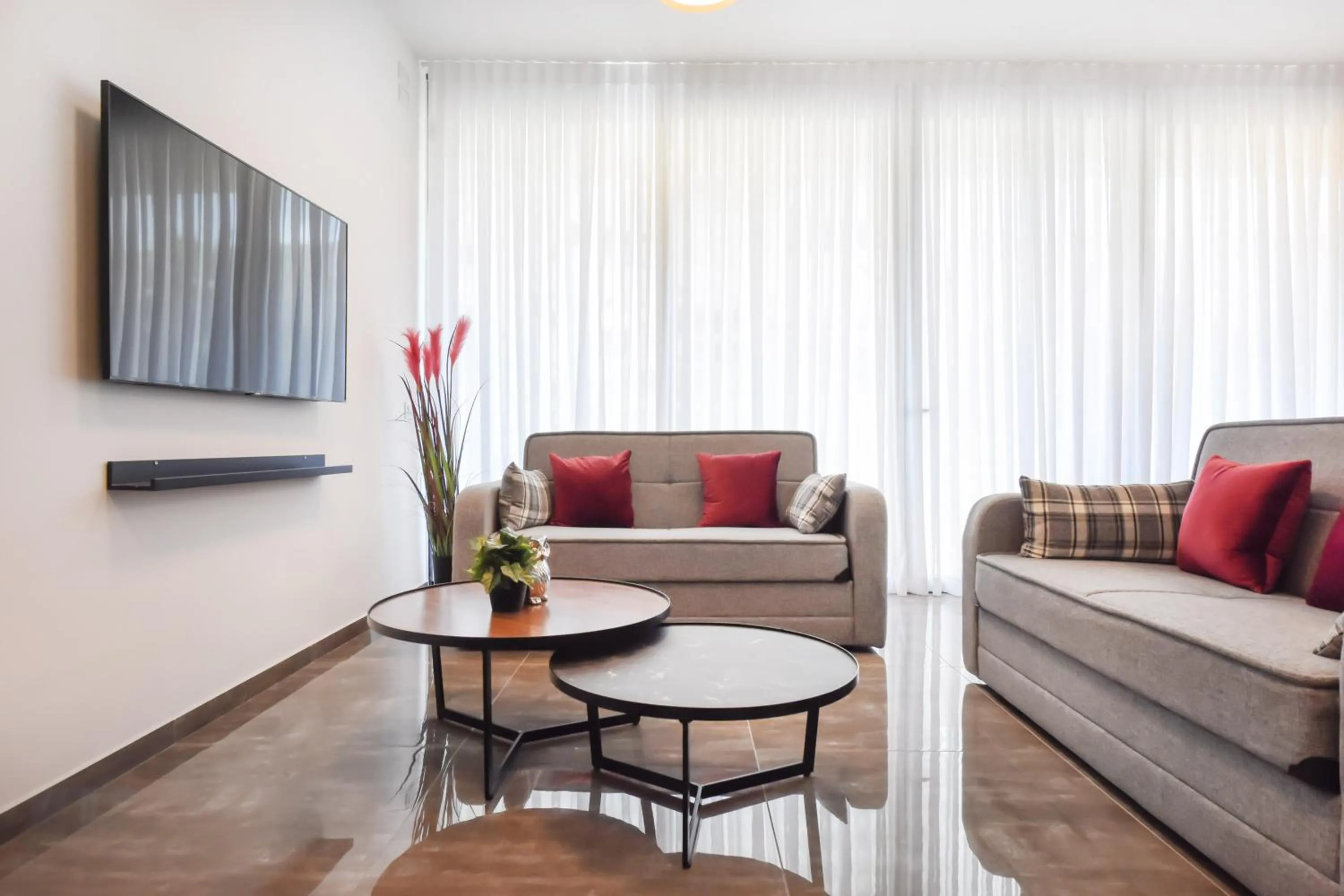 Brand New 1BR in front of the beach by HolyGuest