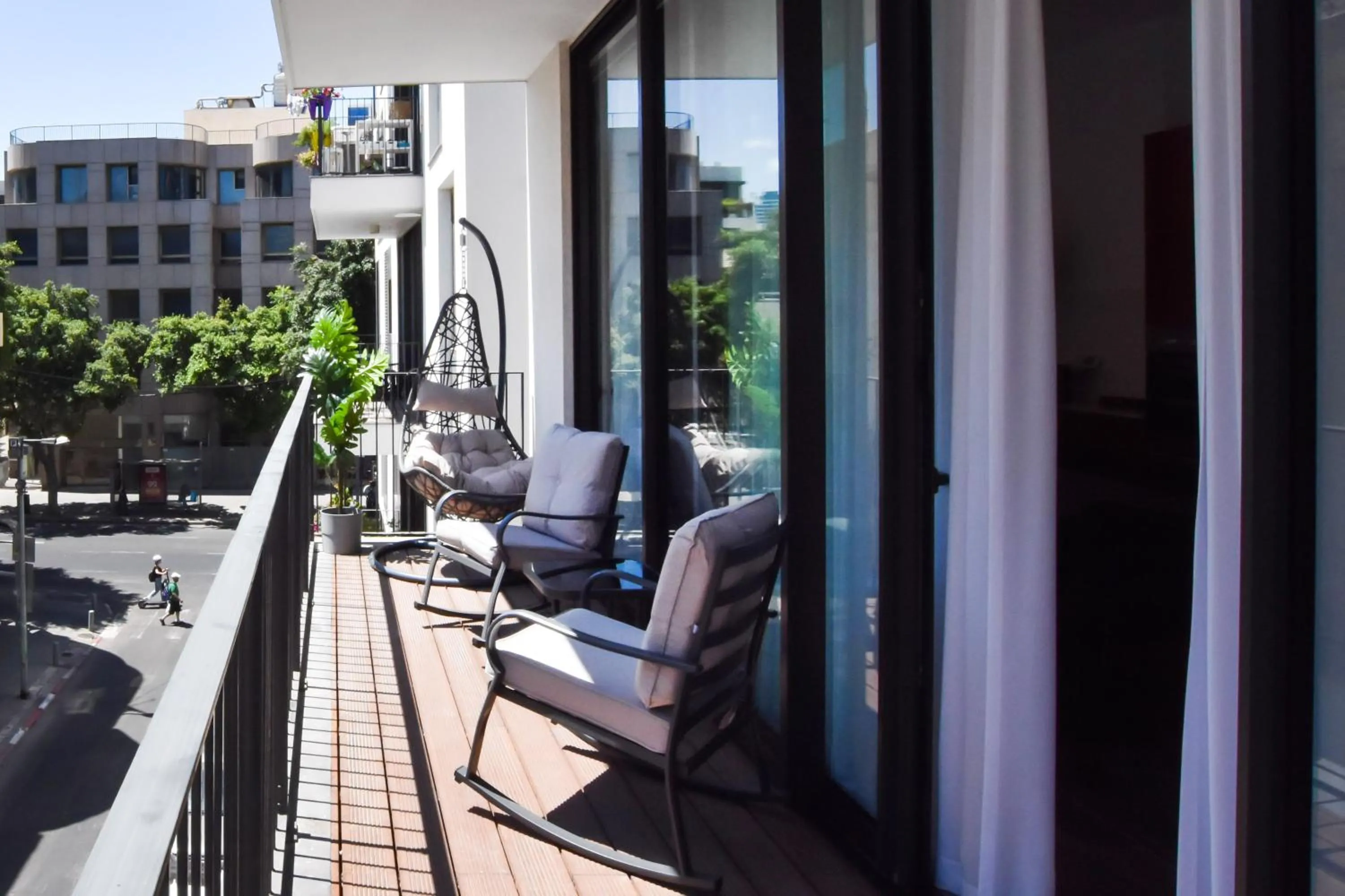Brand New 1BR in front of the beach by HolyGuest