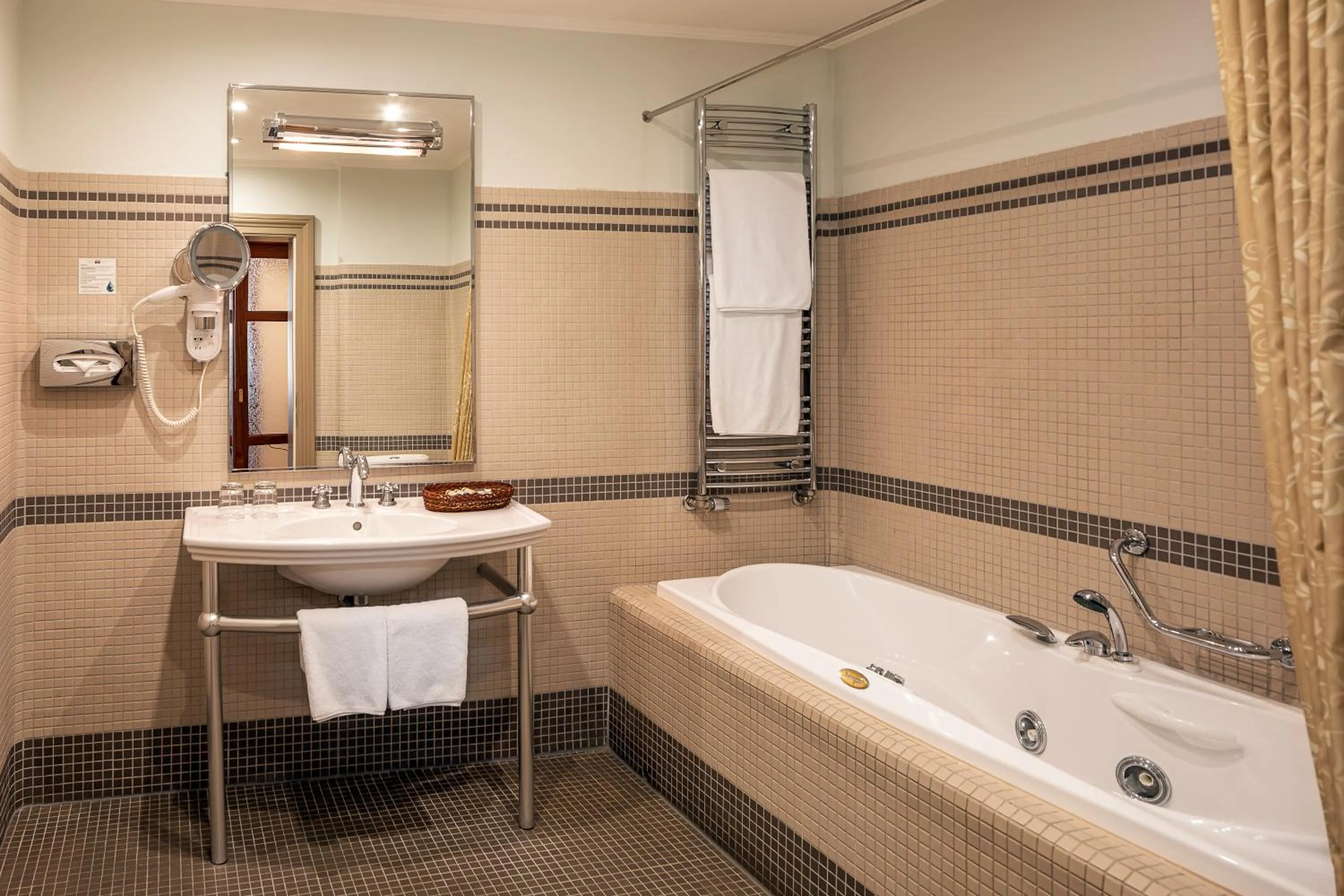 Shower in Iron Gate Hotel & Suites Prague by BHG