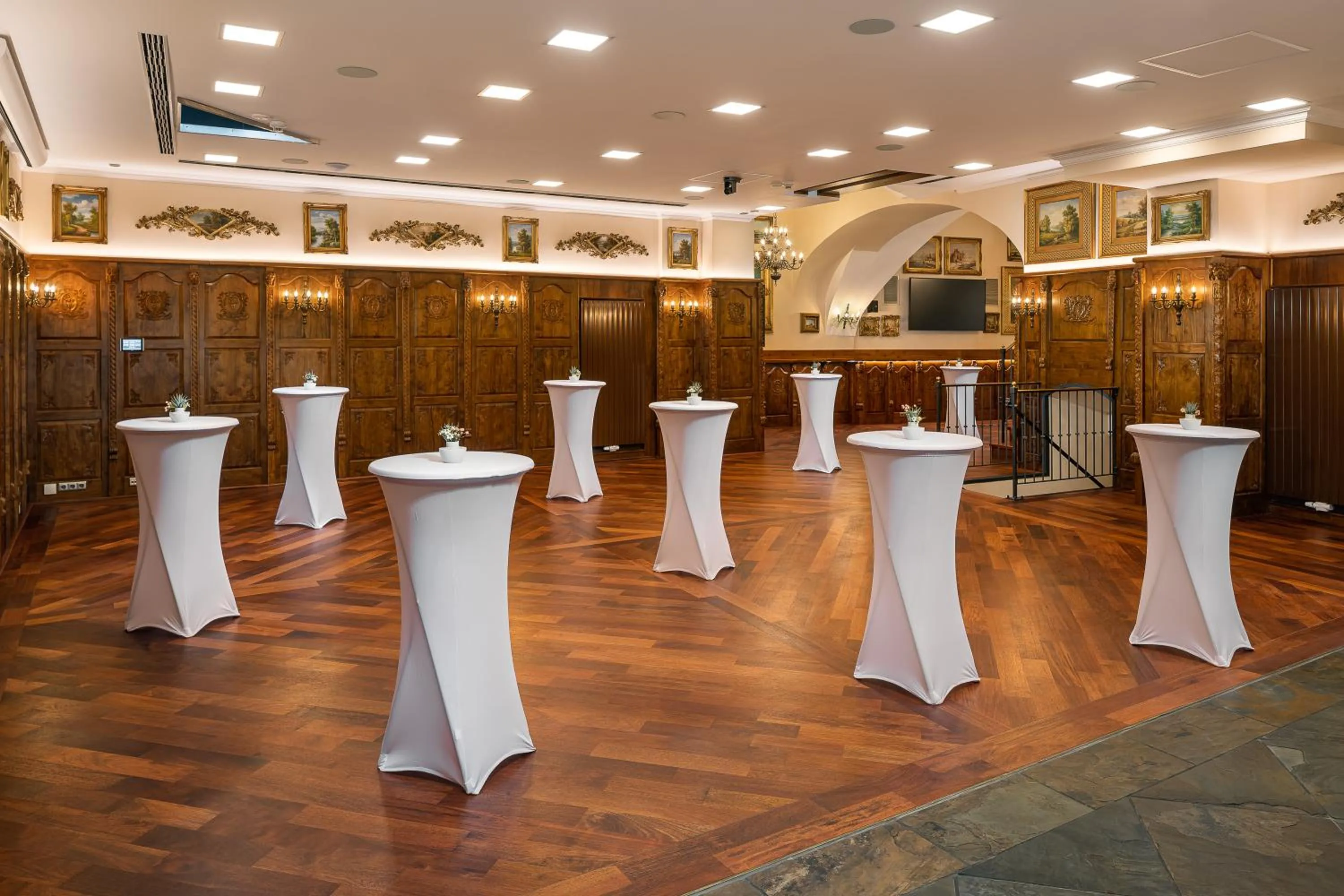 Business facilities in Iron Gate Hotel & Suites Prague by BHG