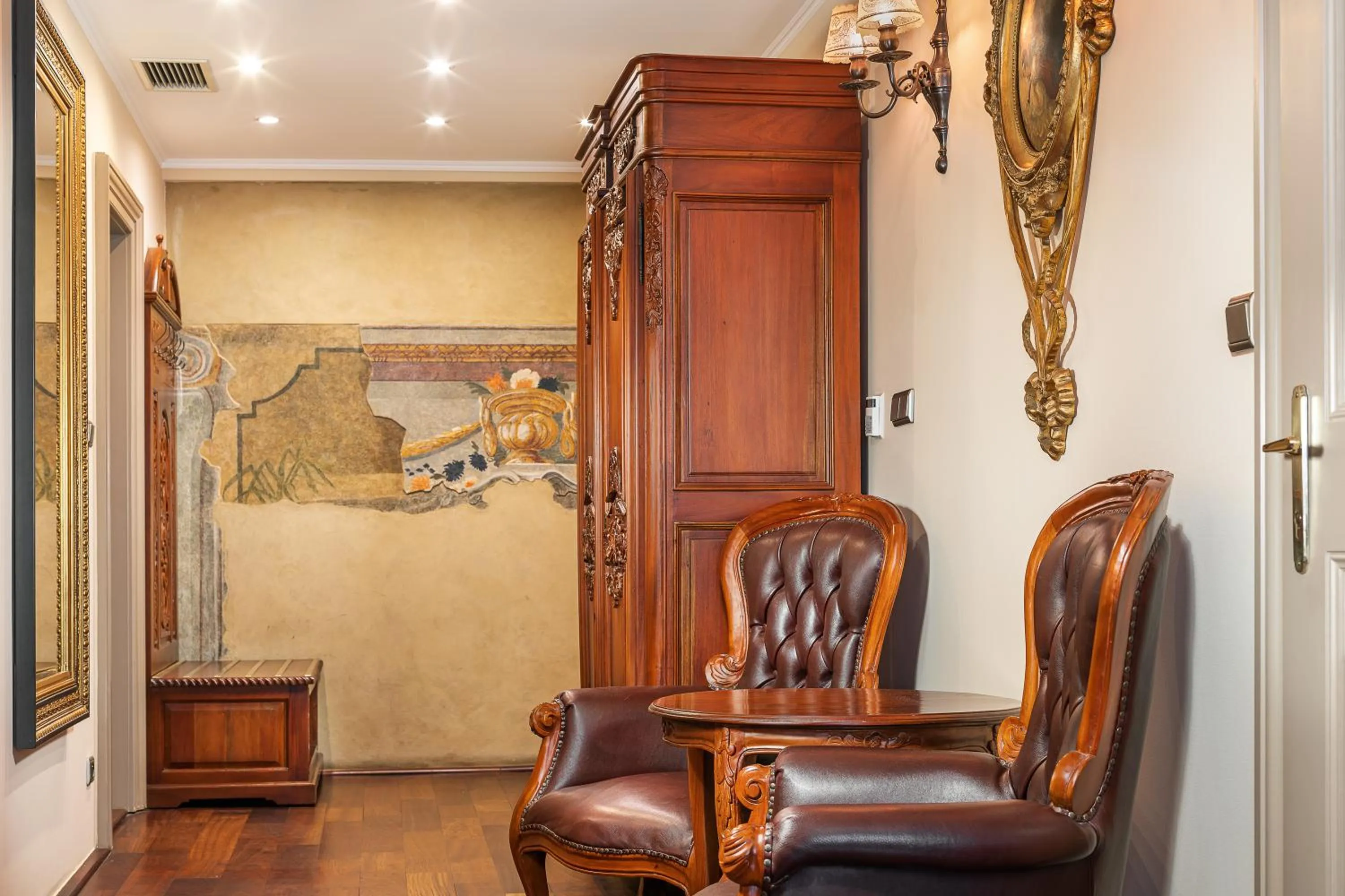 Decorative detail in Iron Gate Hotel & Suites Prague by BHG