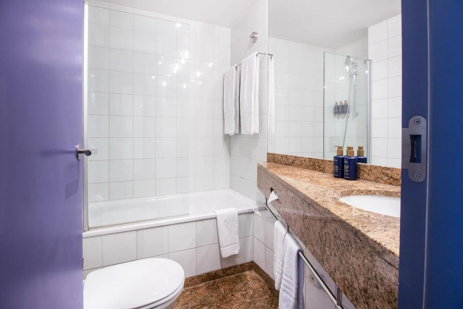 Bathroom in K+K Hotel Central