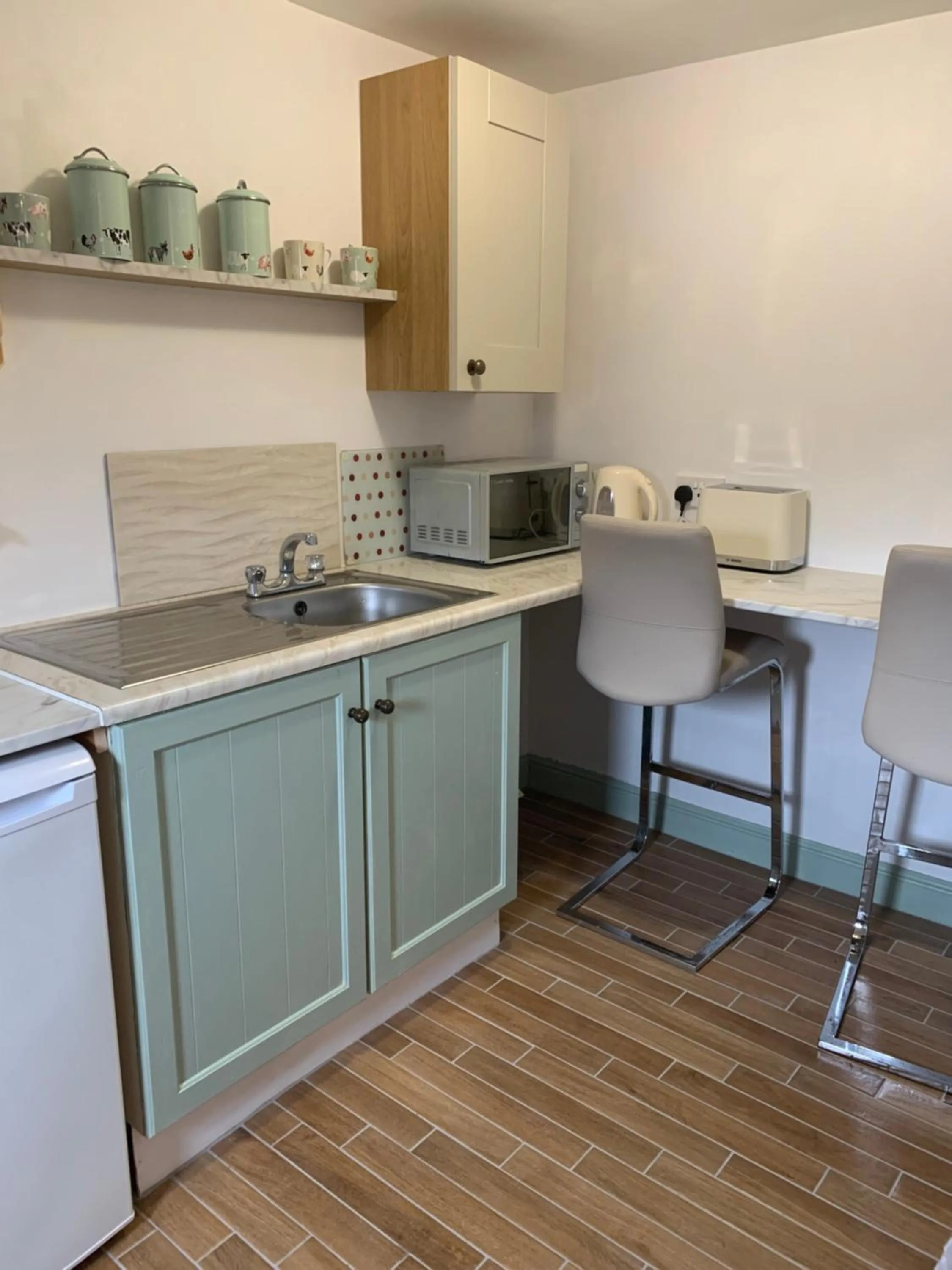 Kitchen or kitchenette in Farmhouse studio near Shrewsbury
