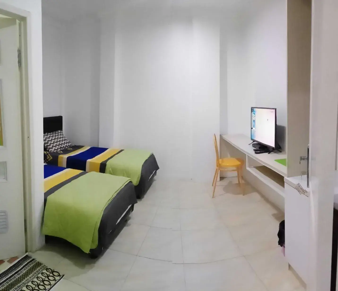 Photo of the whole room, Bed in DACOSTEL Syariah Photo of the whole room, Bed in DACOSTEL Syariah