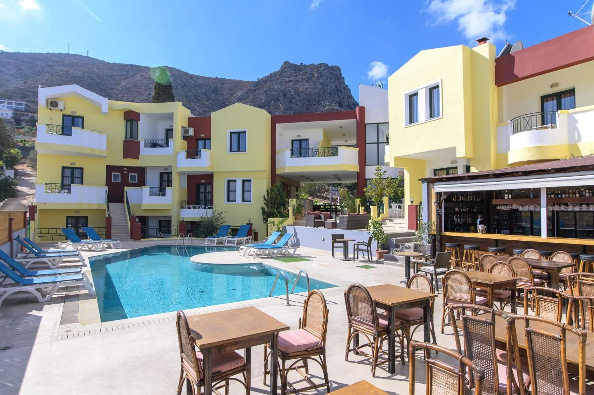 Property building in Ariadni Palace Apartments