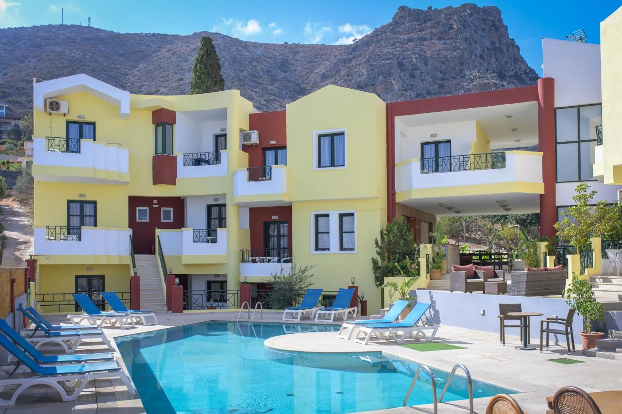 Property building in Ariadni Palace Apartments