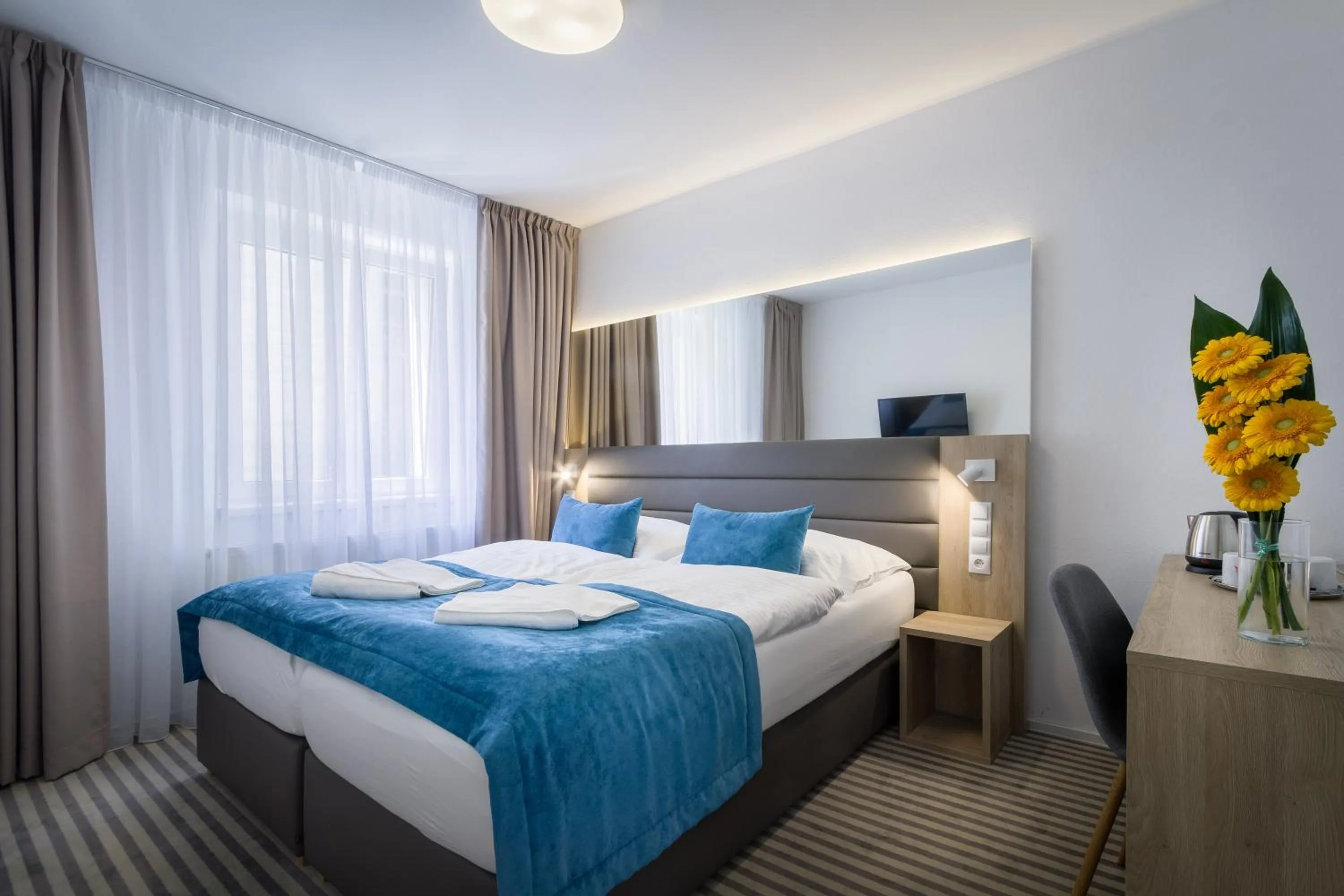 Bedroom, Bed in Hotel White Lion