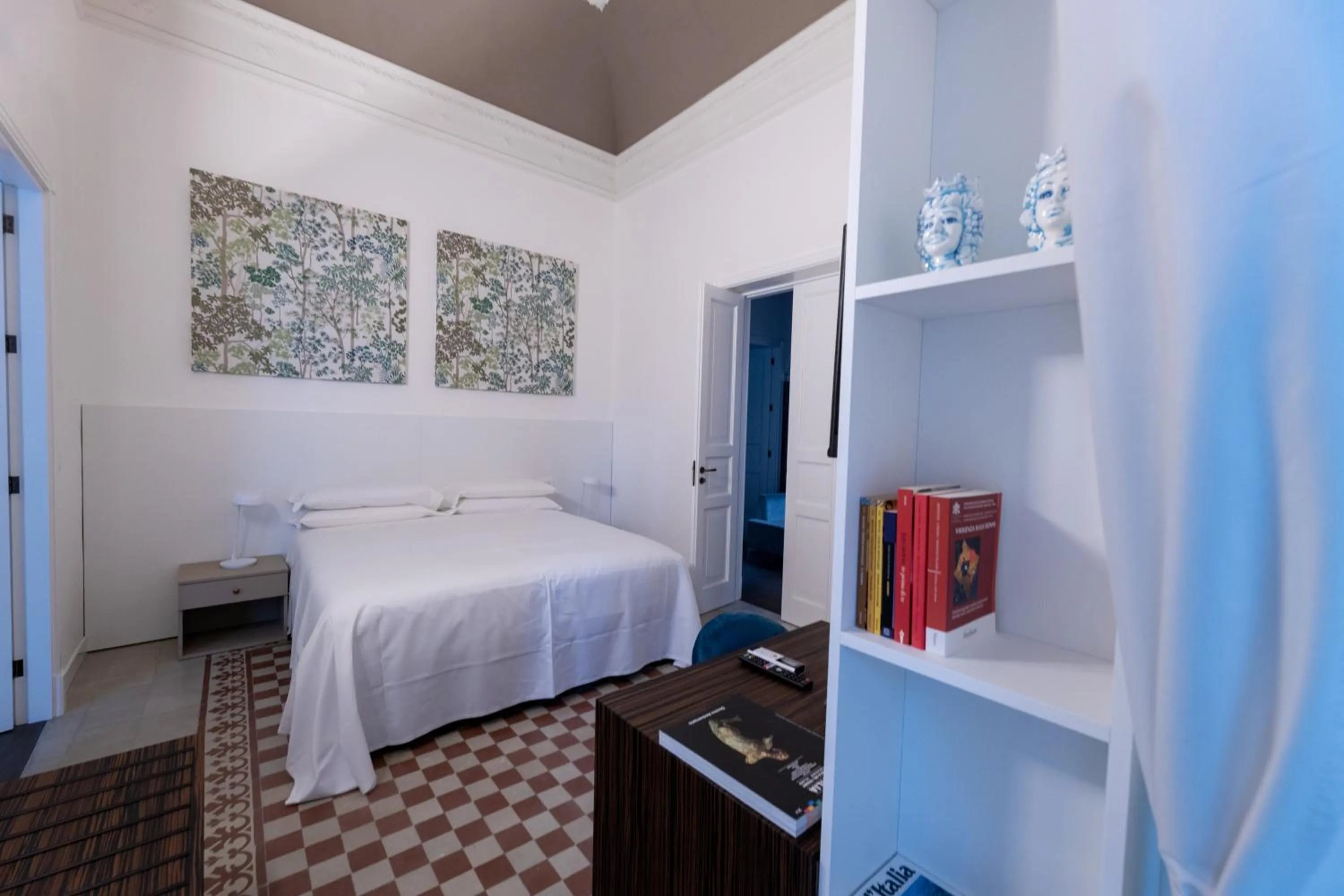 Bed in Riflessi Acireale Palace Suites