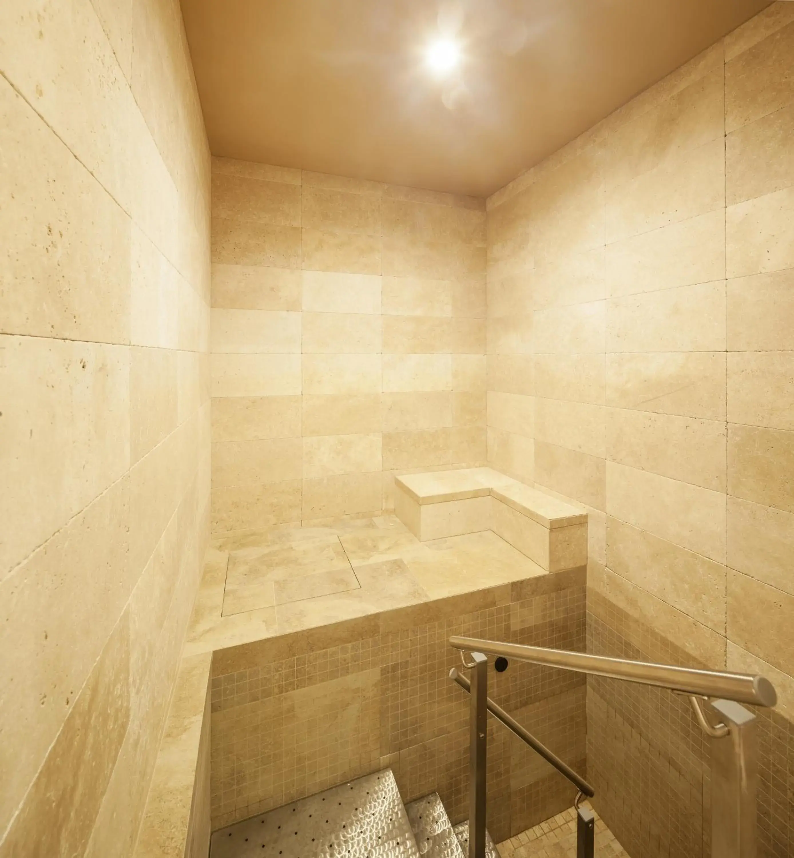 Spa and wellness centre/facilities in Kosher Hotel King David Prague Spa and wellness centre/facilities in Kosher Hotel King David Prague