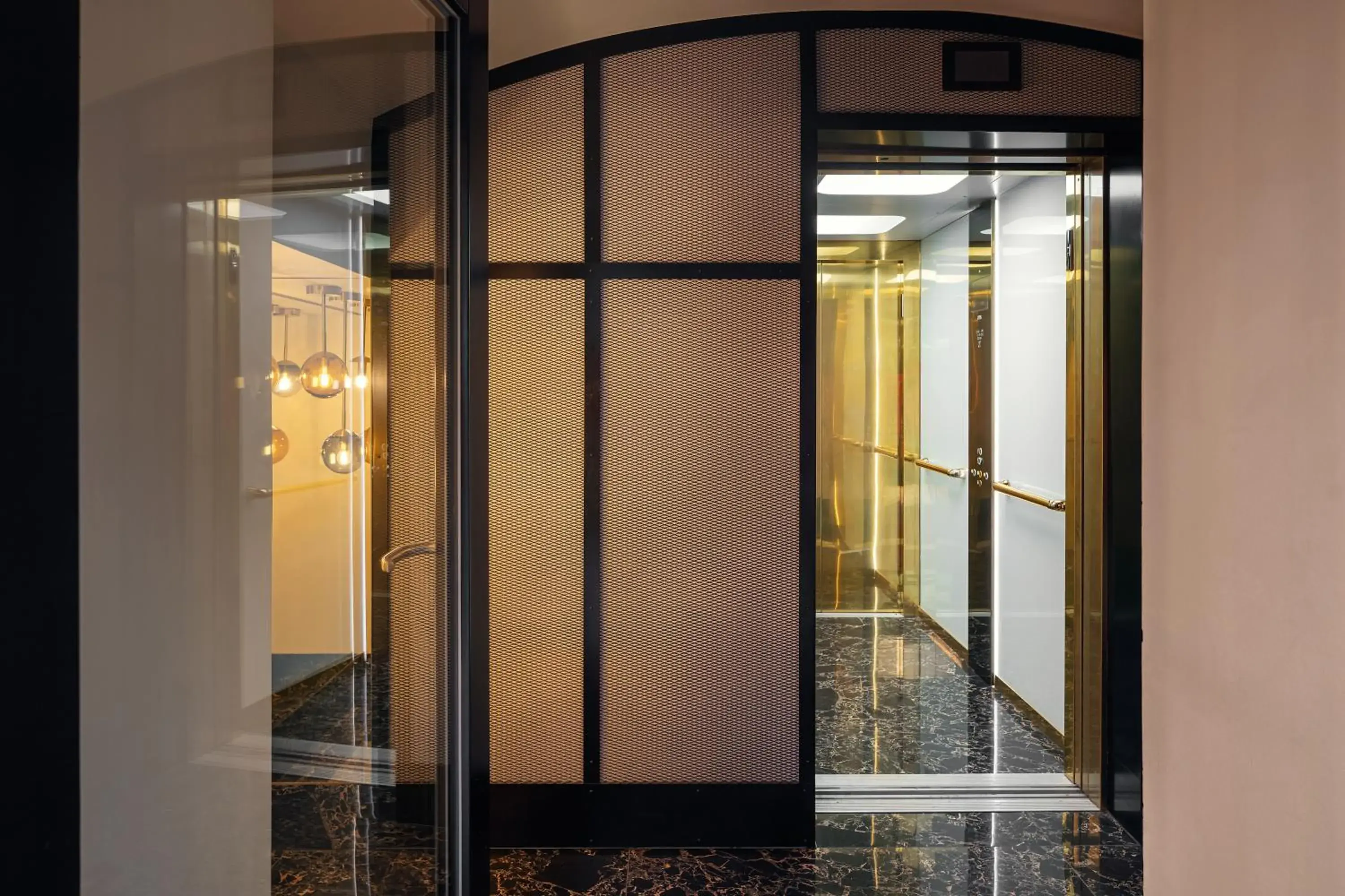 Facade/entrance in Kosher Hotel King David Prague Facade/entrance in Kosher Hotel King David Prague