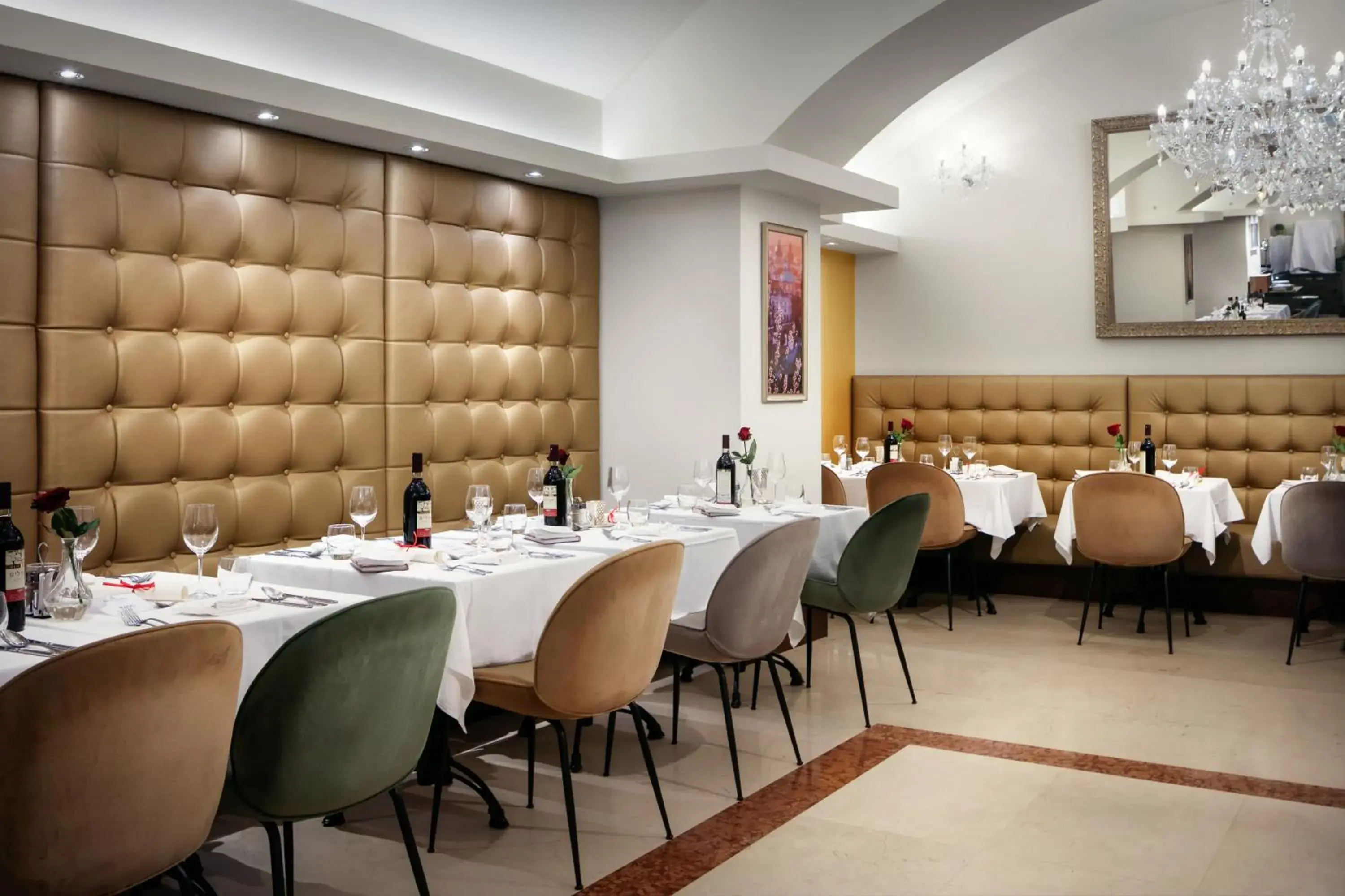 Restaurant/places to eat in Kosher Hotel King David Prague Restaurant/places to eat in Kosher Hotel King David Prague