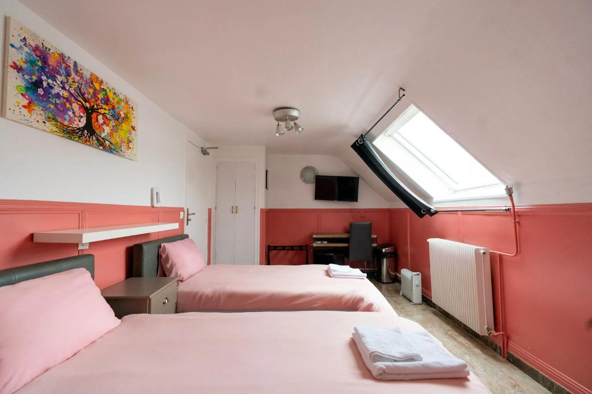 Bedroom, Bed in Hotel Geoffroy Marie Opéra