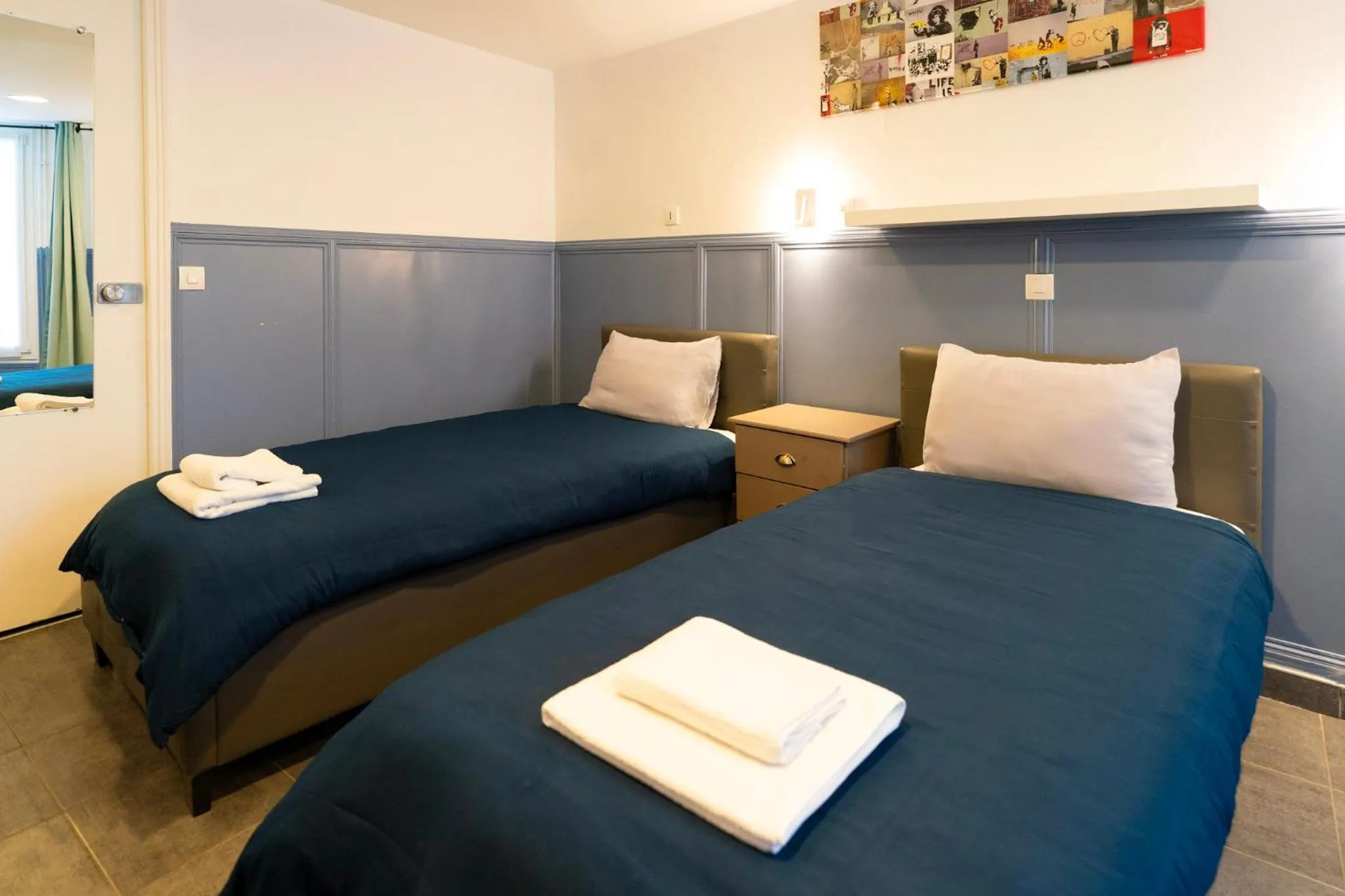 Bedroom, Bed in Hotel Geoffroy Marie Opéra