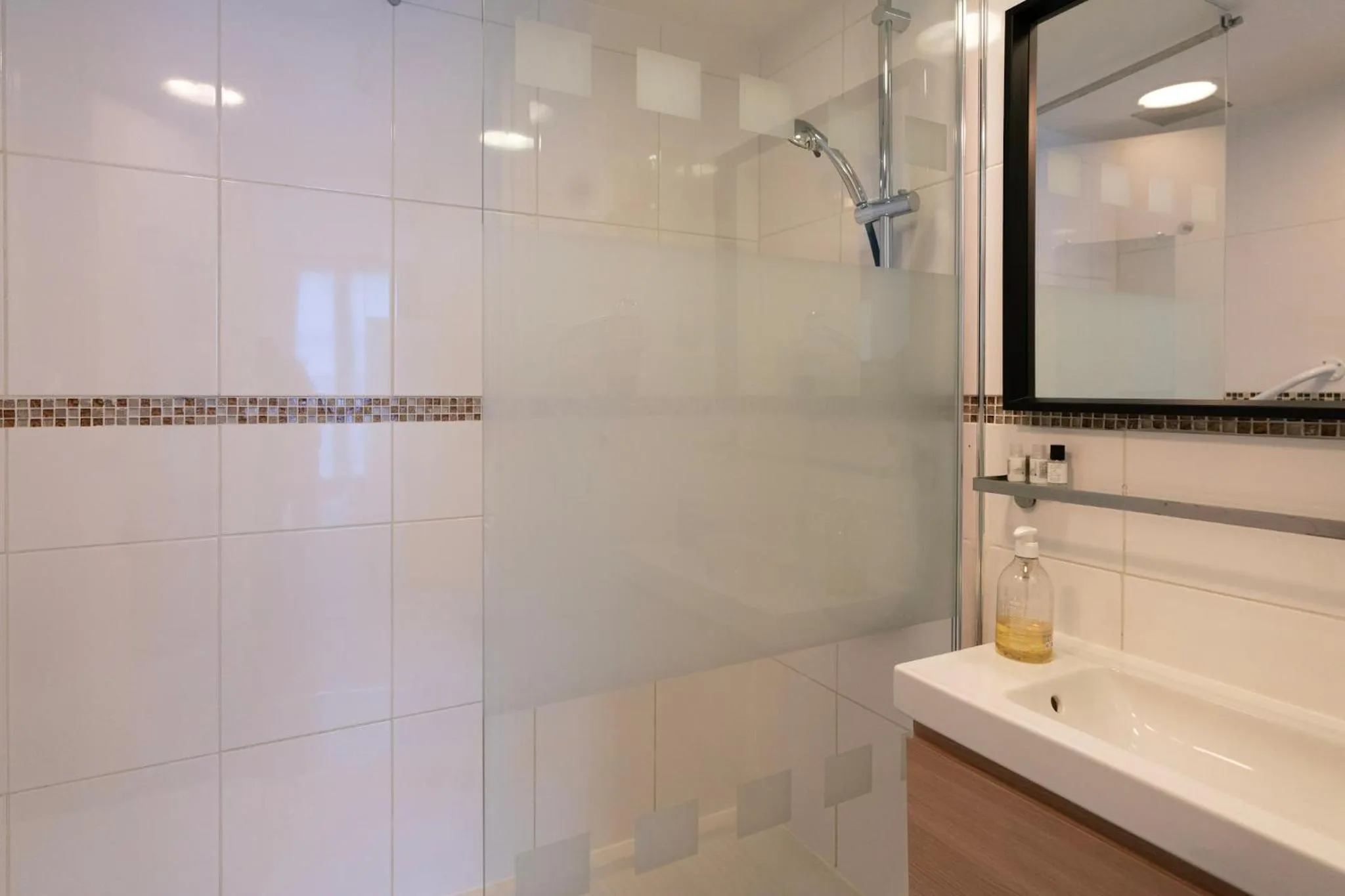 Bathroom in Hotel Geoffroy Marie Opéra