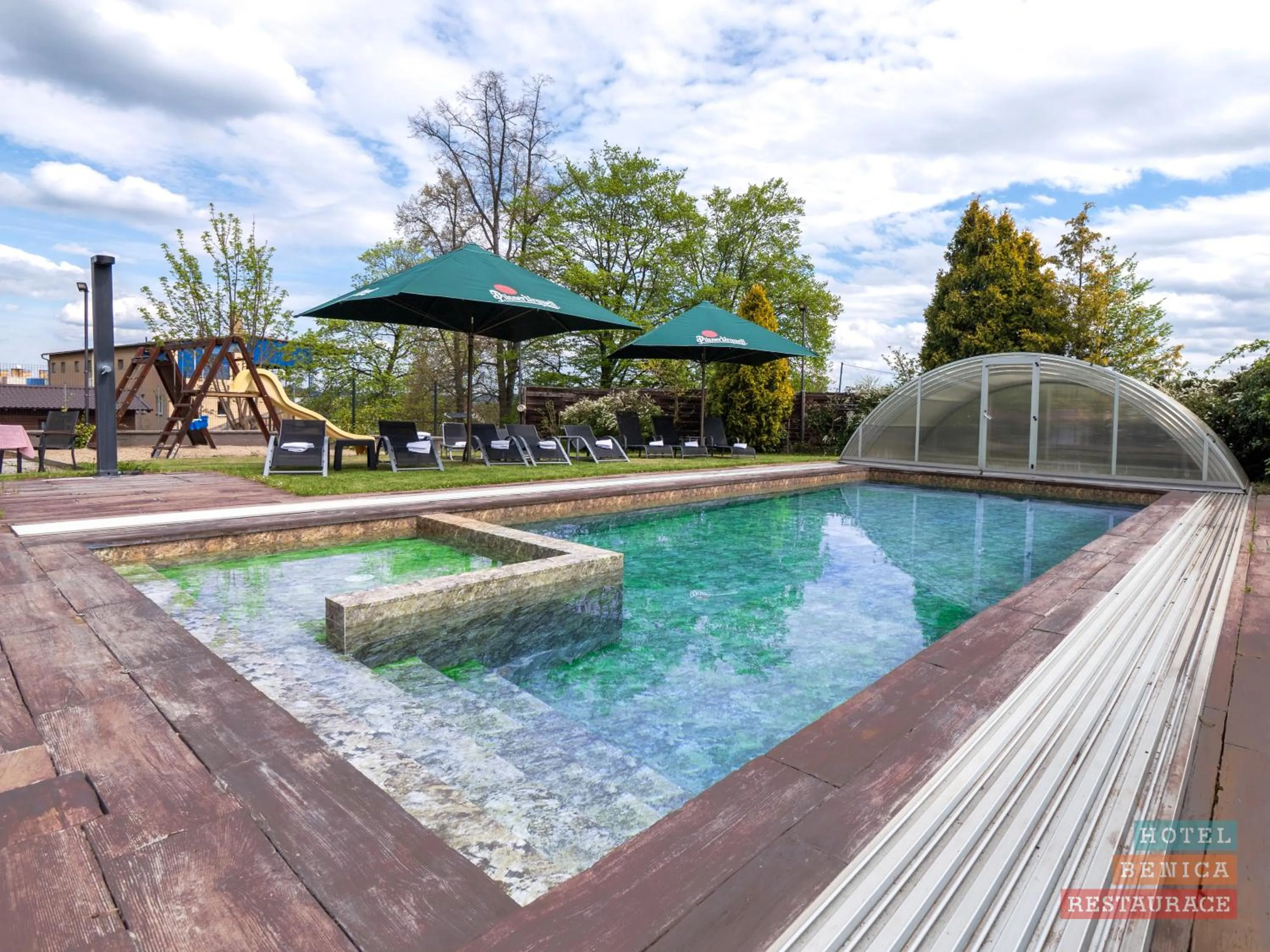 Swimming pool in Hotel Benica