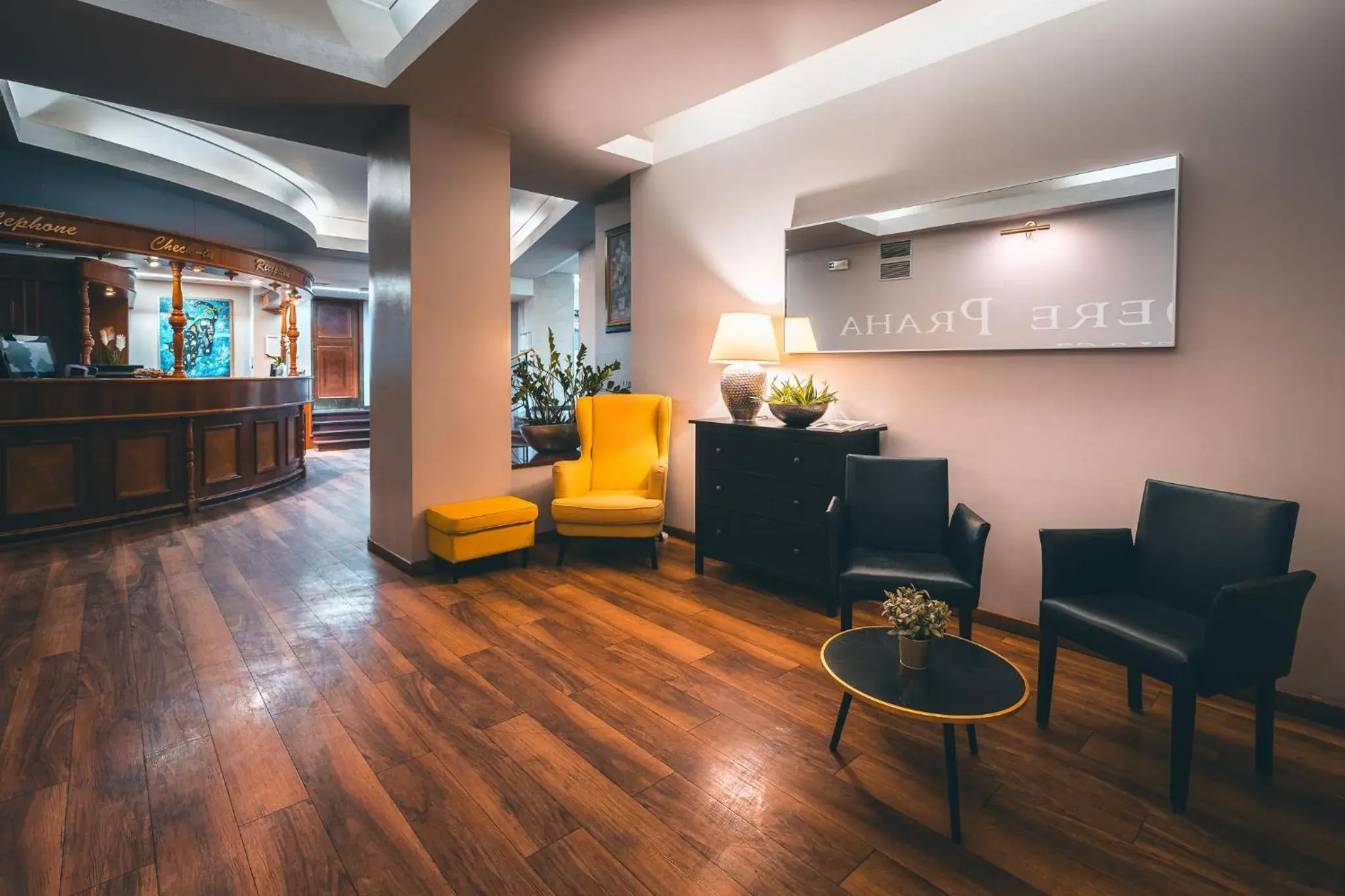 Lobby or reception in Belvedere Lobby or reception in Belvedere