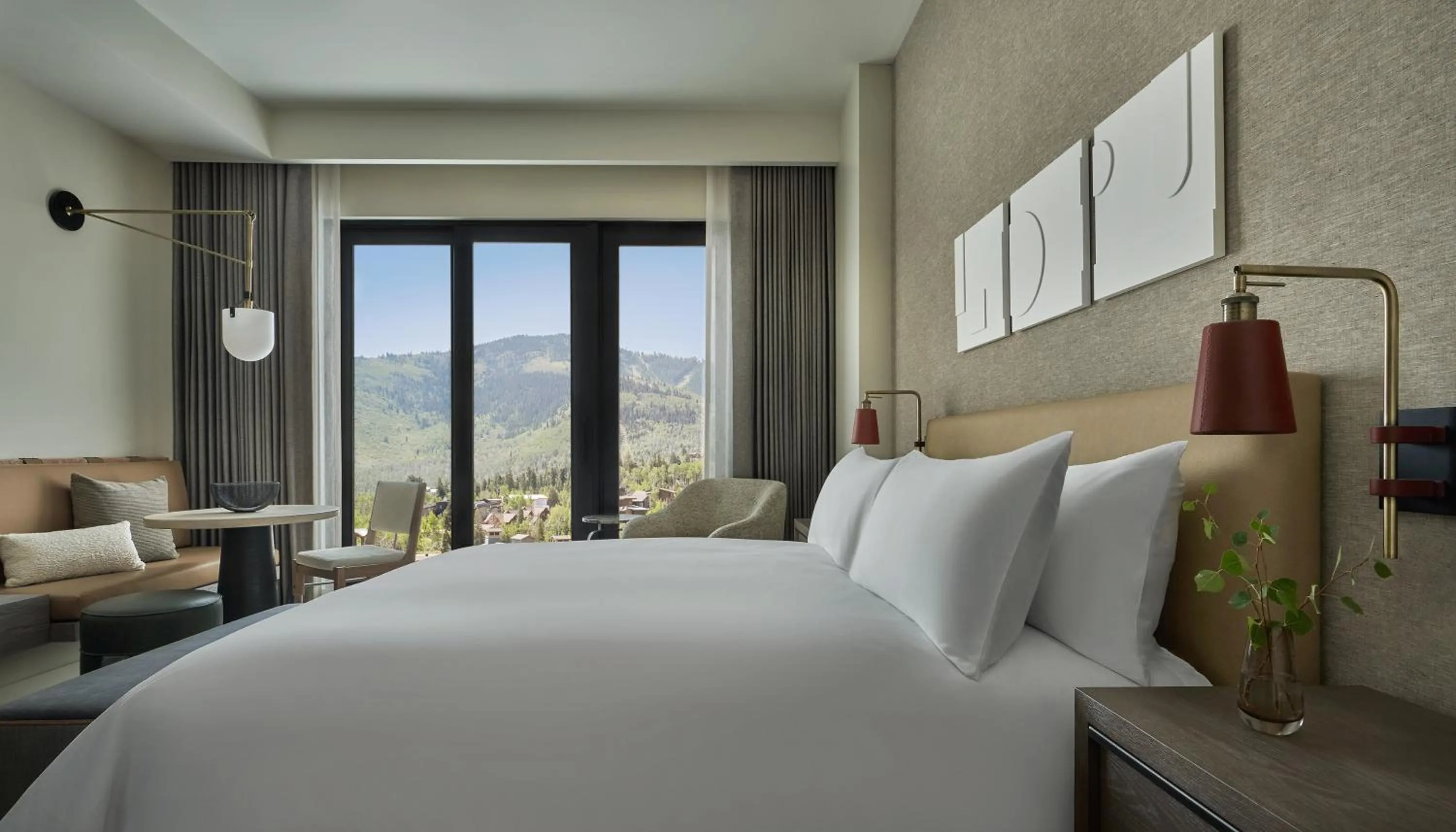 Mountain view, Bed in Pendry Park City