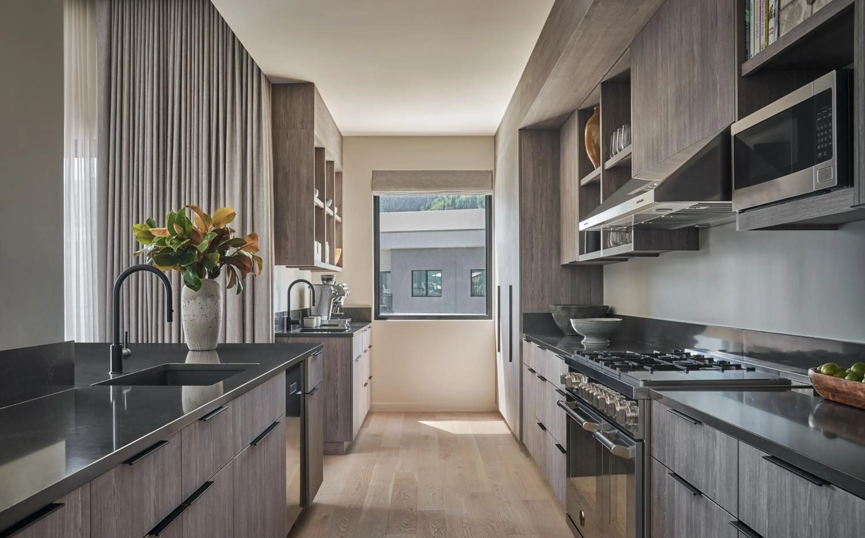 Kitchen or kitchenette in Pendry Park City