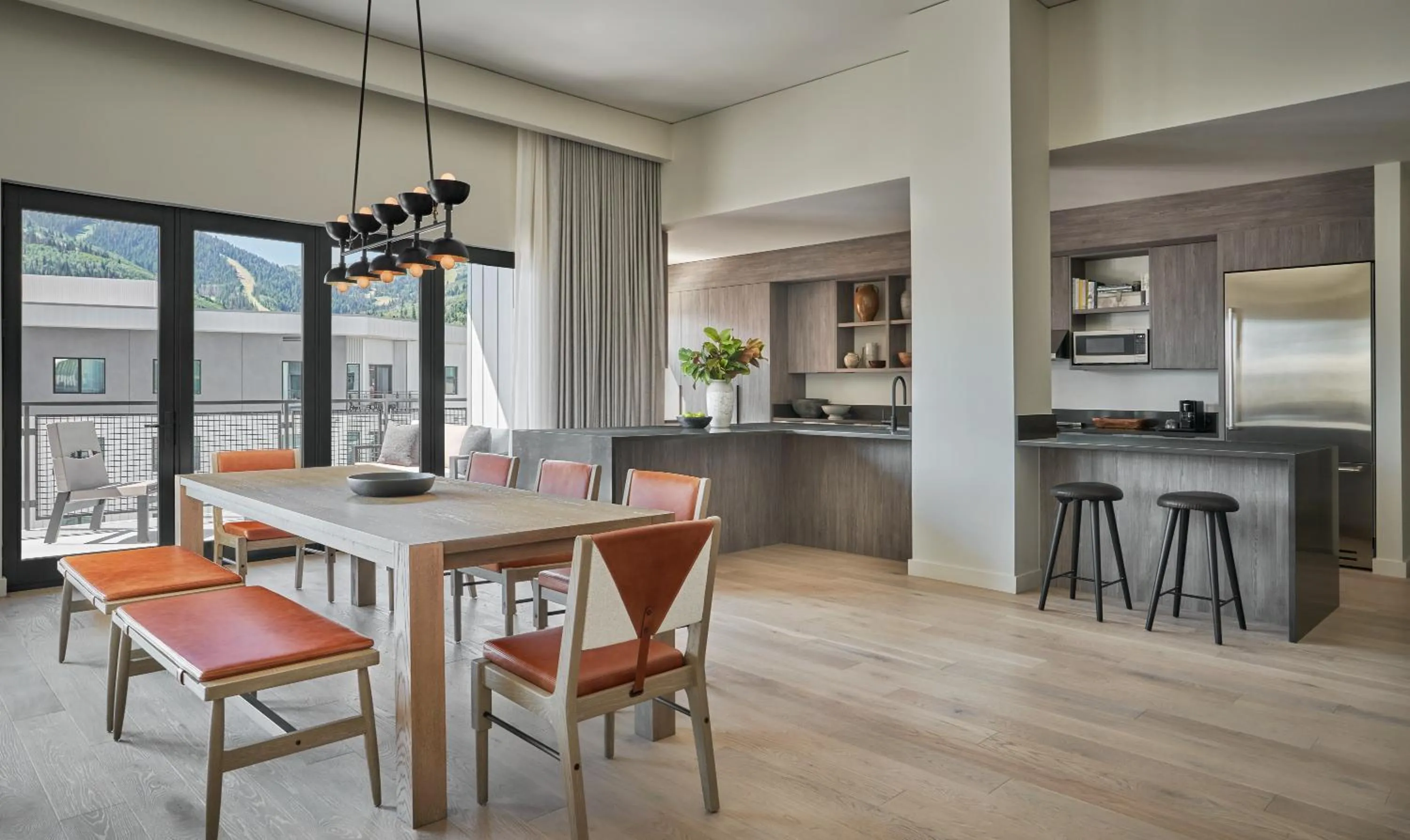 Dining area in Pendry Park City