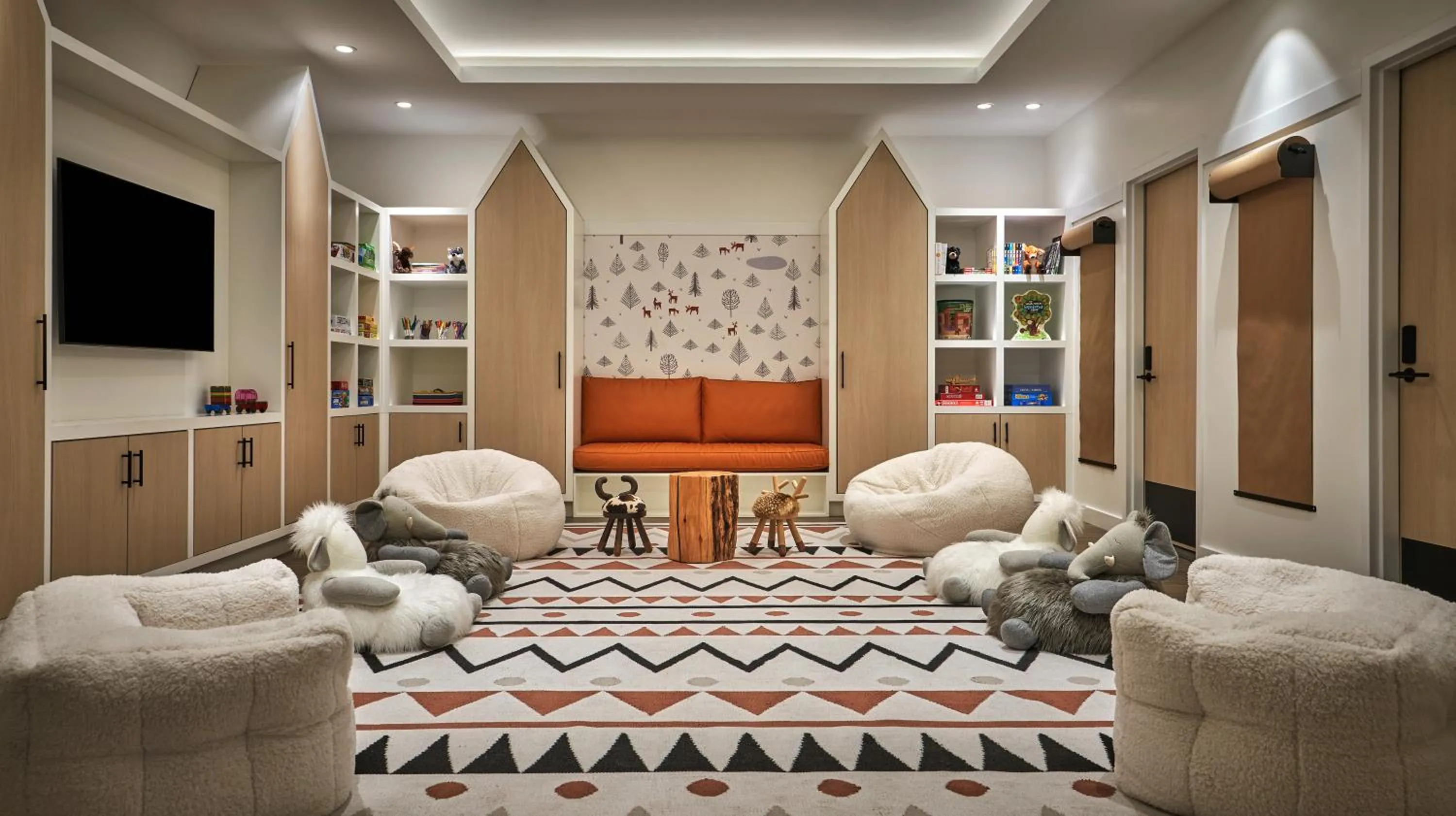 Kids's club in Pendry Park City