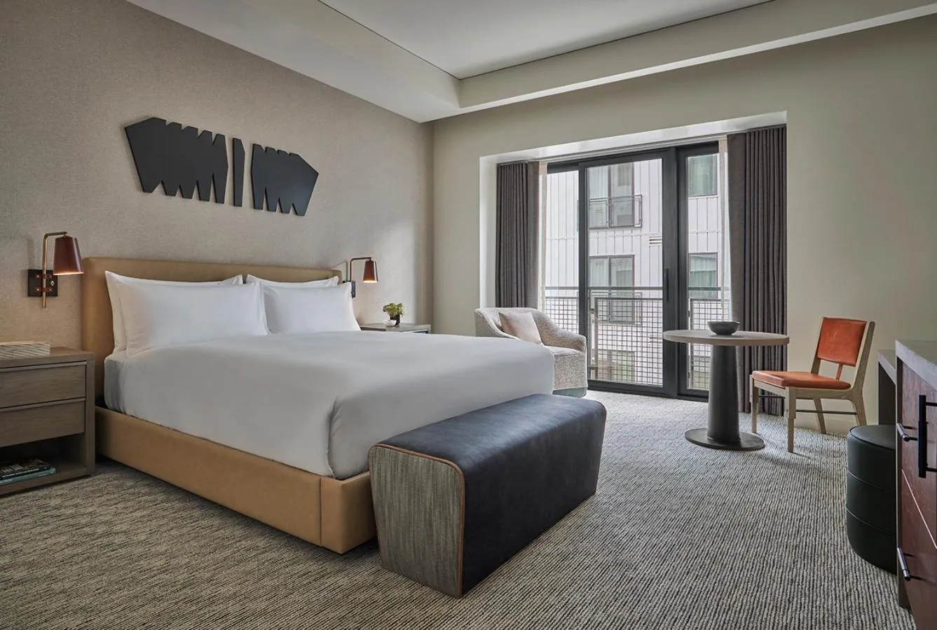 Bedroom, Bed in Pendry Park City