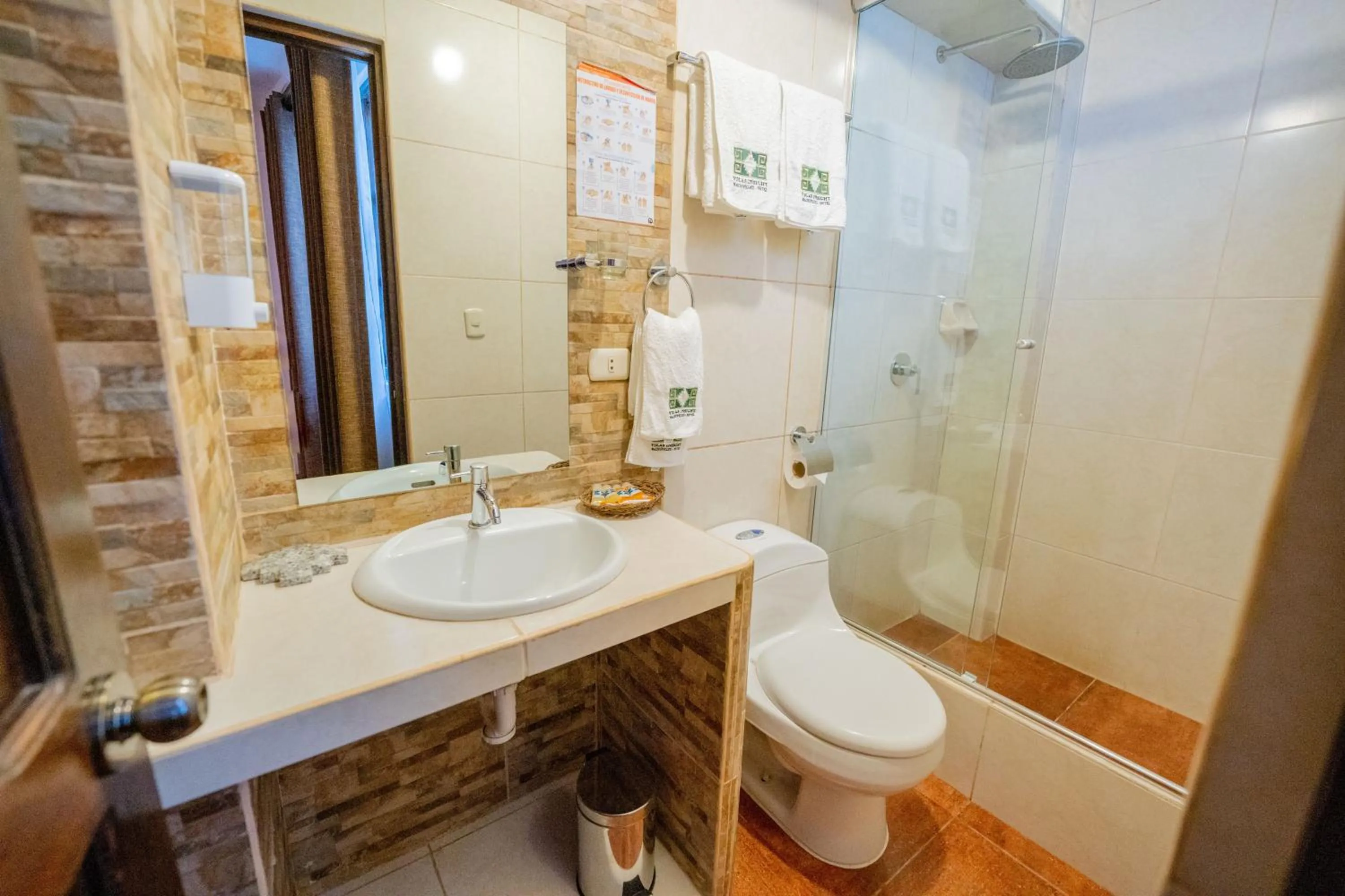 Bathroom in Vilas Insight Hotel Machupicchu