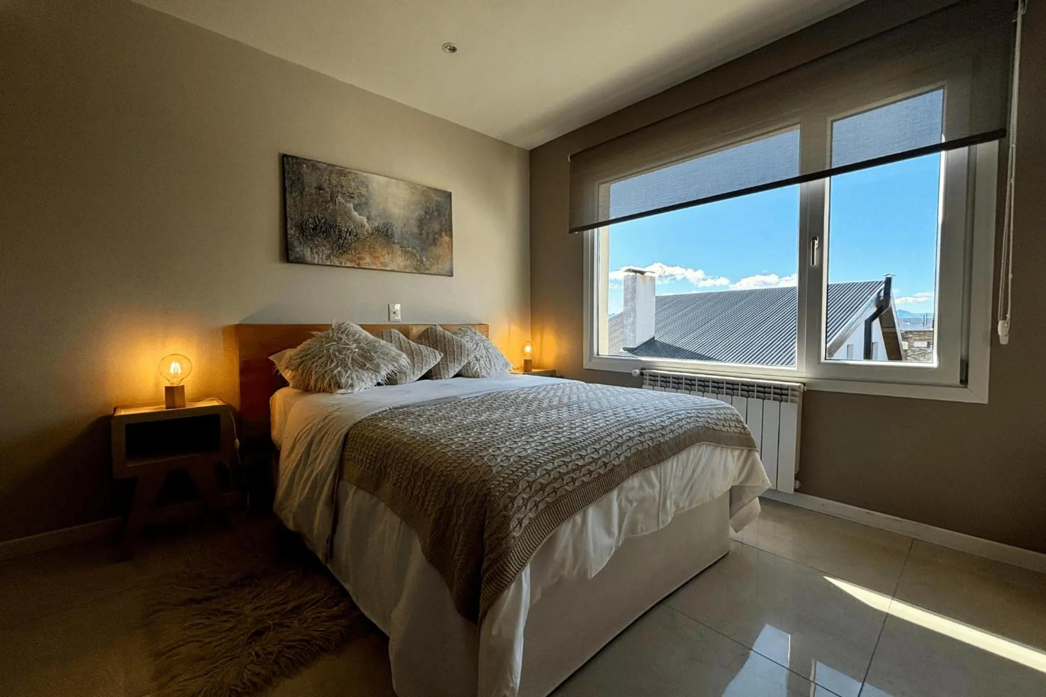 Bed in Departamento completo en San Carlos de Bariloche, Argentina