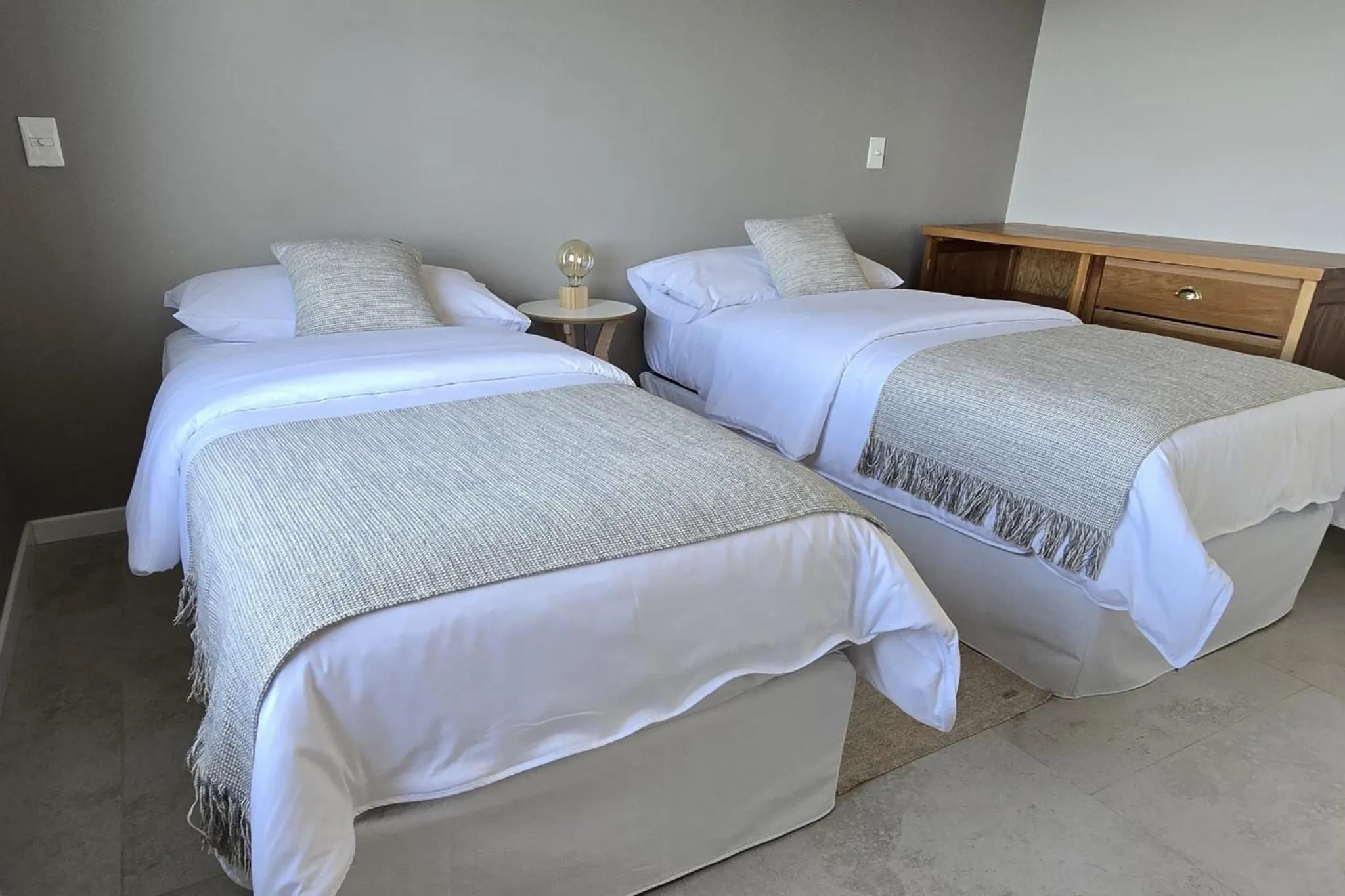 Bed in Departamento completo en San Carlos de Bariloche, Argentina