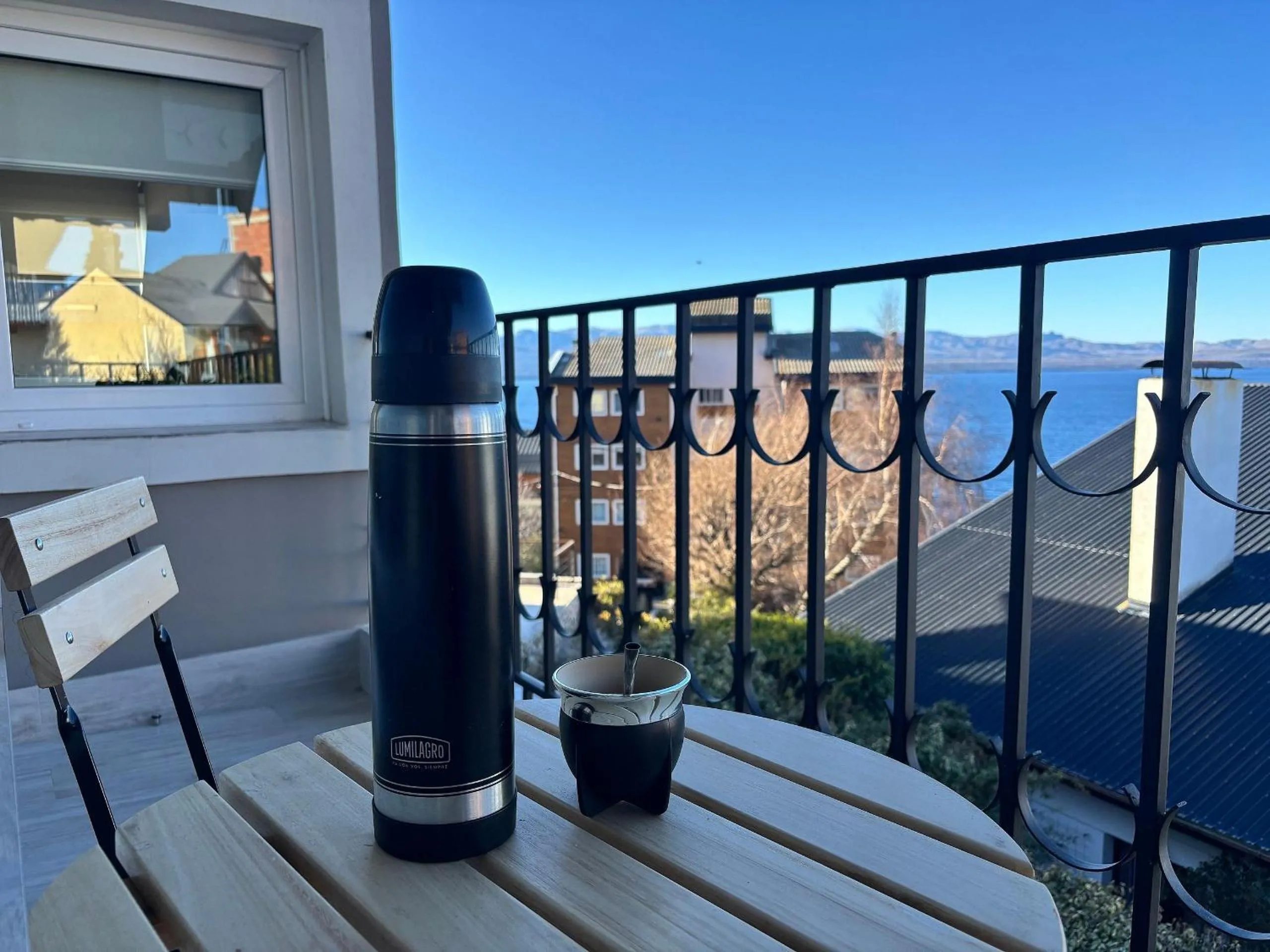 Lake view in Departamento completo en San Carlos de Bariloche, Argentina