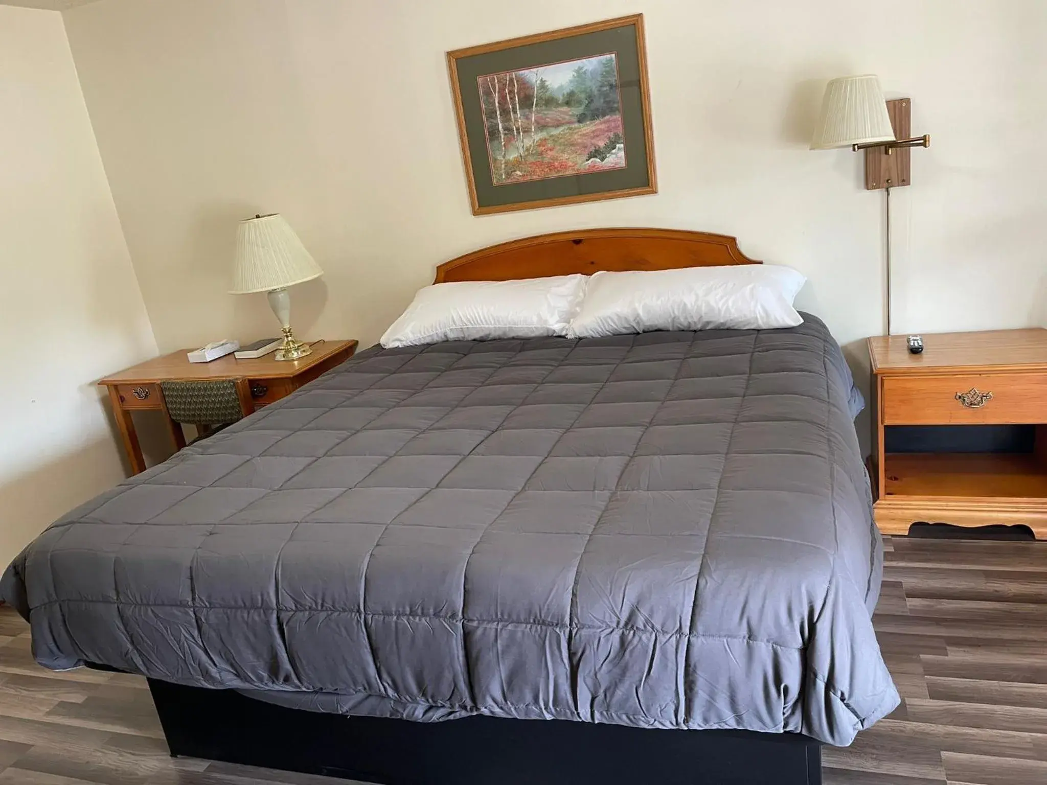 Bed in PINE VALLEY MOTEL Bed in PINE VALLEY MOTEL